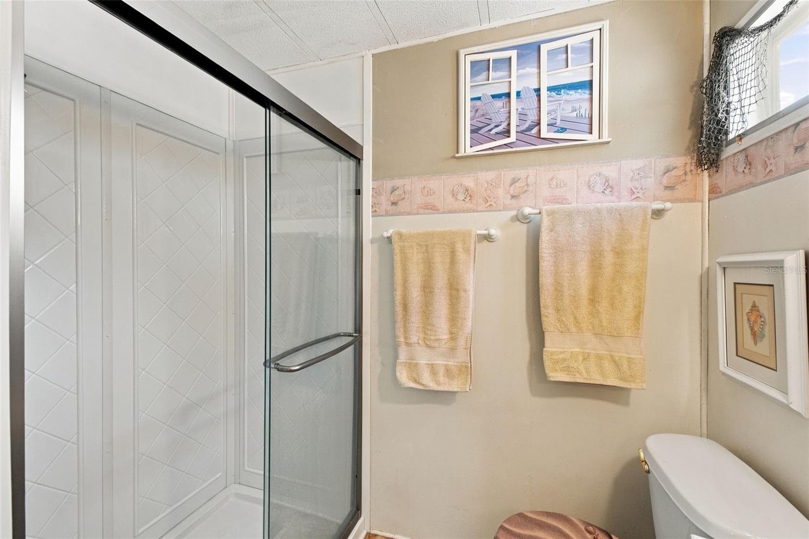 Mobile Home at 6439 THERESA AVE, WEEKI WACHEE, photo 23 of 40