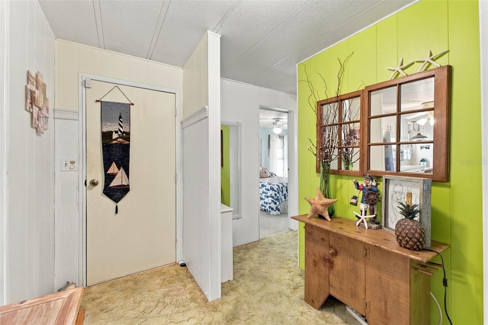 Mobile Home at 6439 THERESA AVE, WEEKI WACHEE, photo 6 of 40