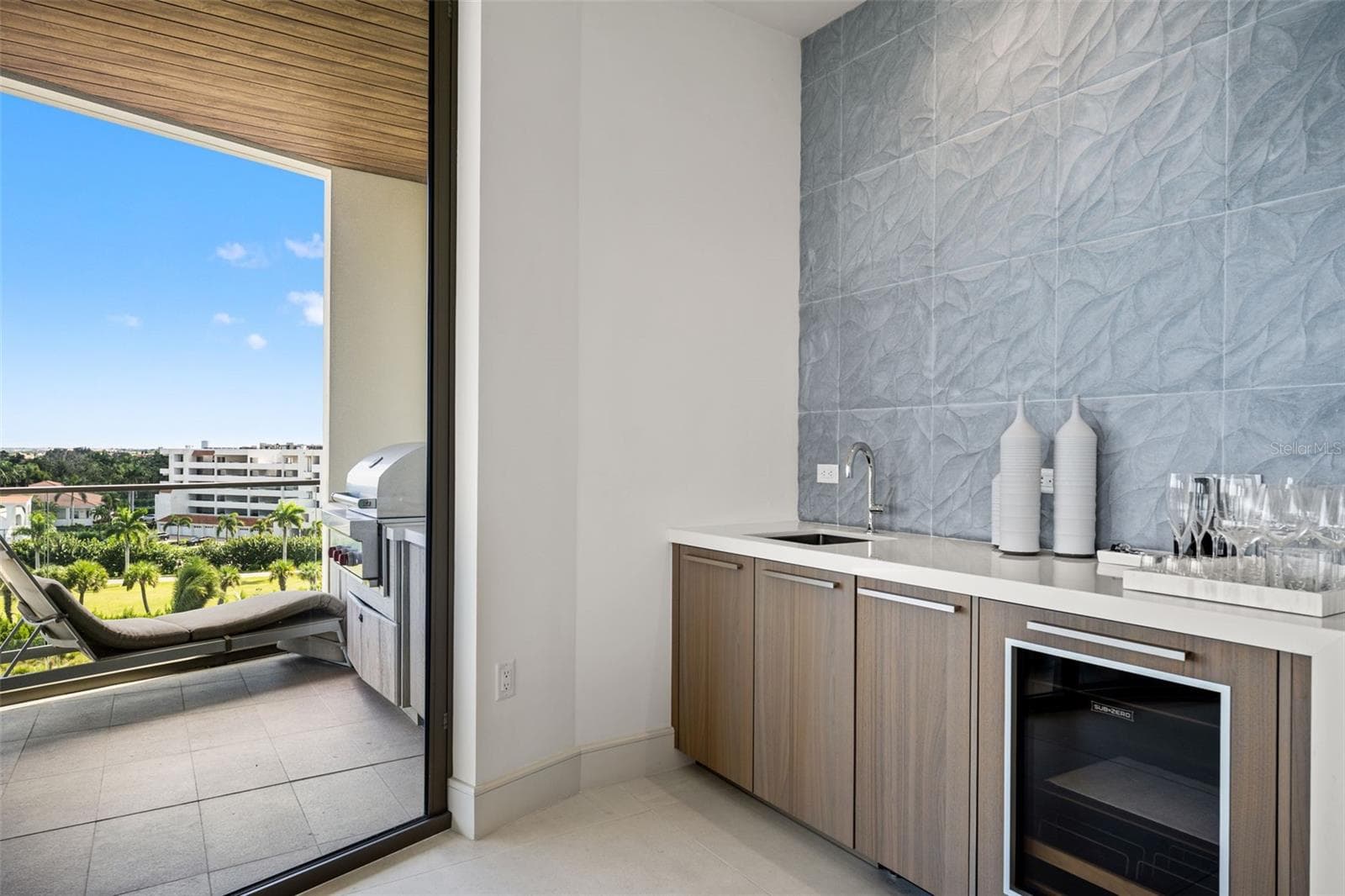 Condominium at 1591 GULF OF MEXICO DR #512, LONGBOAT KEY, photo 8 of 65