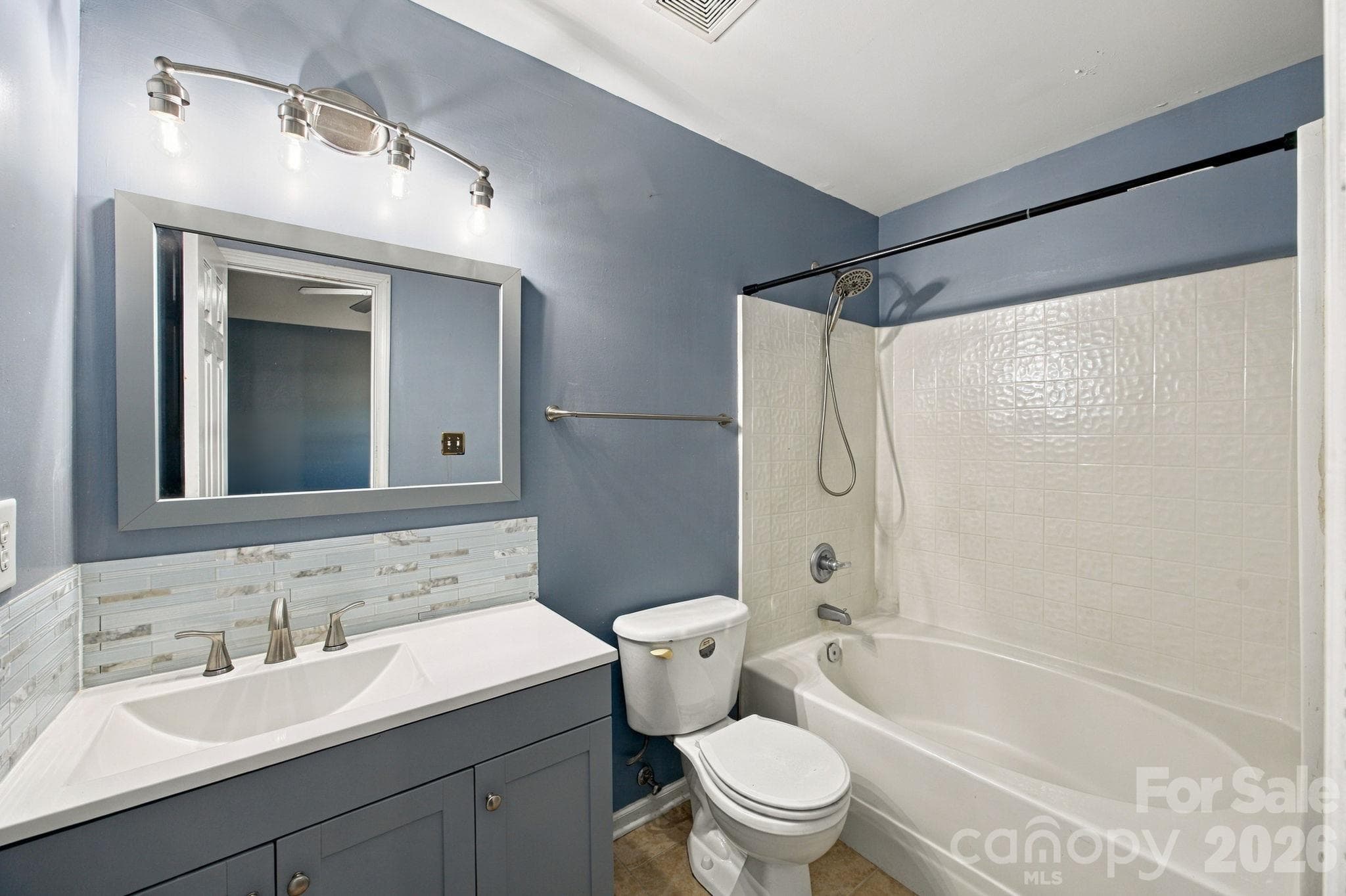 Single Family Residence at 4706 Bomar Drive, Charlotte, photo 22 of 27