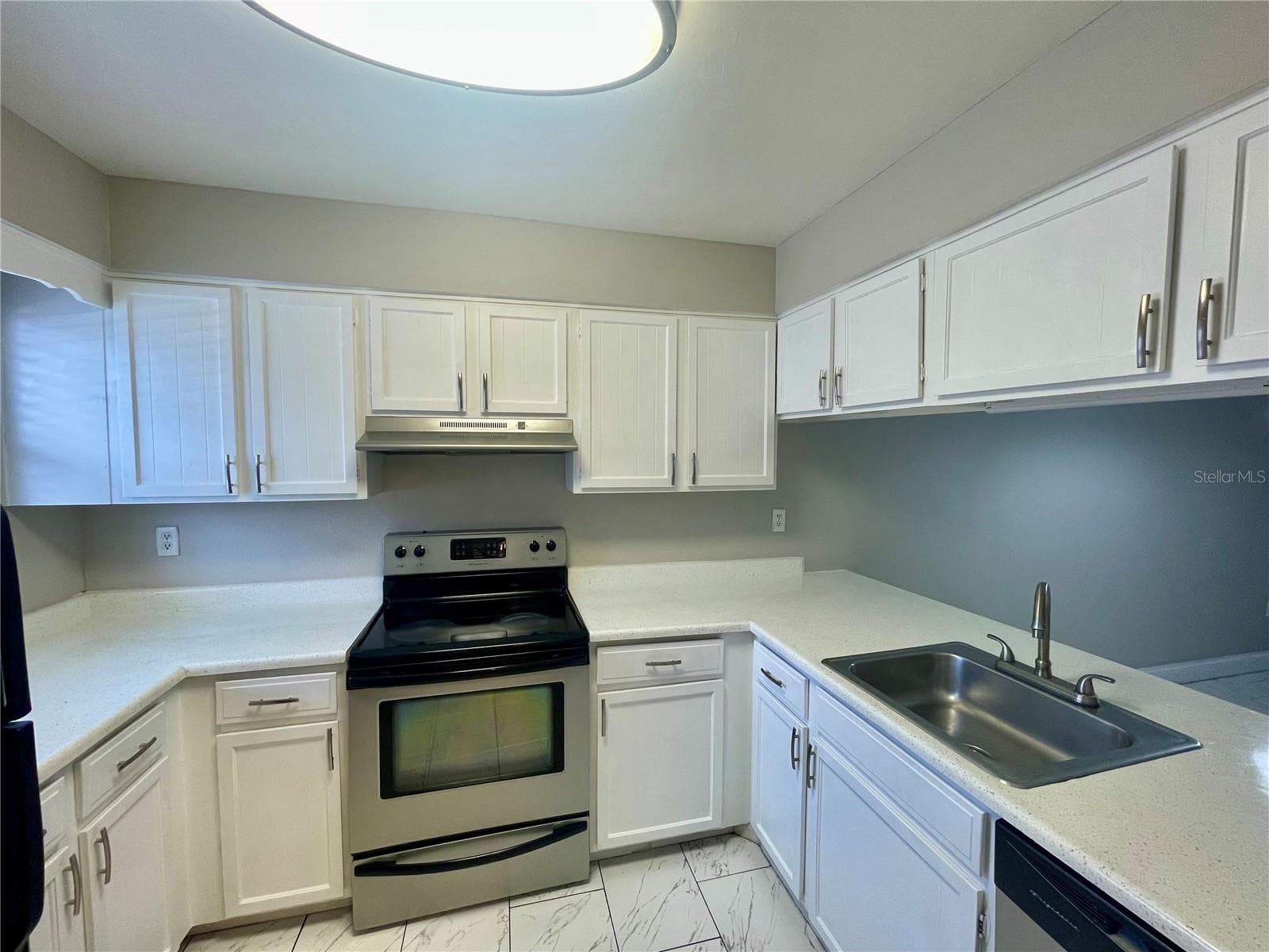 Condominium at 6073 AMBERLY TER #T13, ORLANDO, photo 8 of 38