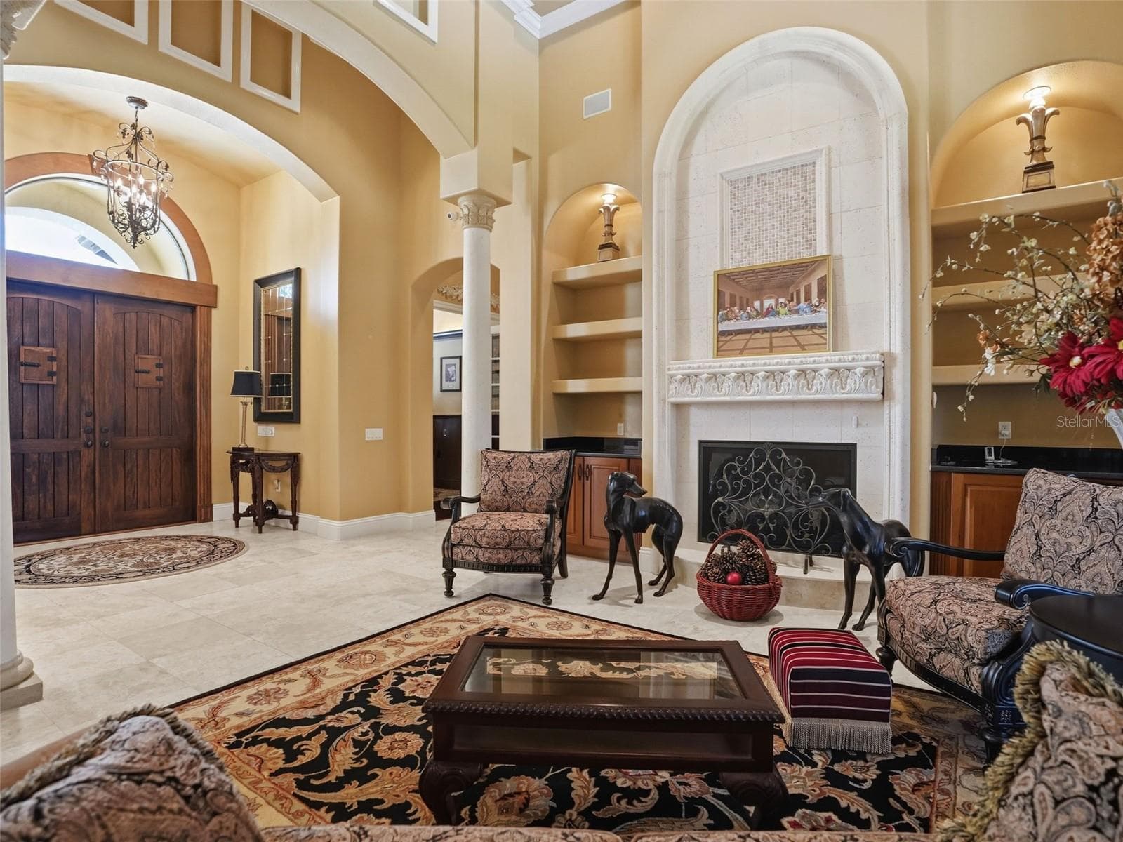 SOARING ceilings with impressive trays double and triple trays! You can't take your eyes off them! - 9313 HERNANDO RIDGE RD, WEEKI WACHEE