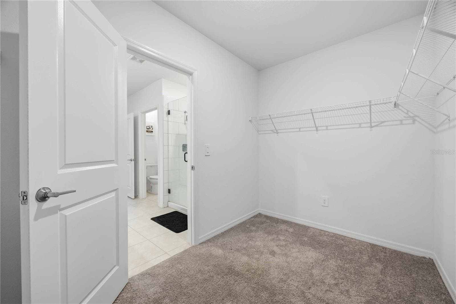 Single Family Residence at 1814 RED LOOP, LAKELAND, photo 20 of 45