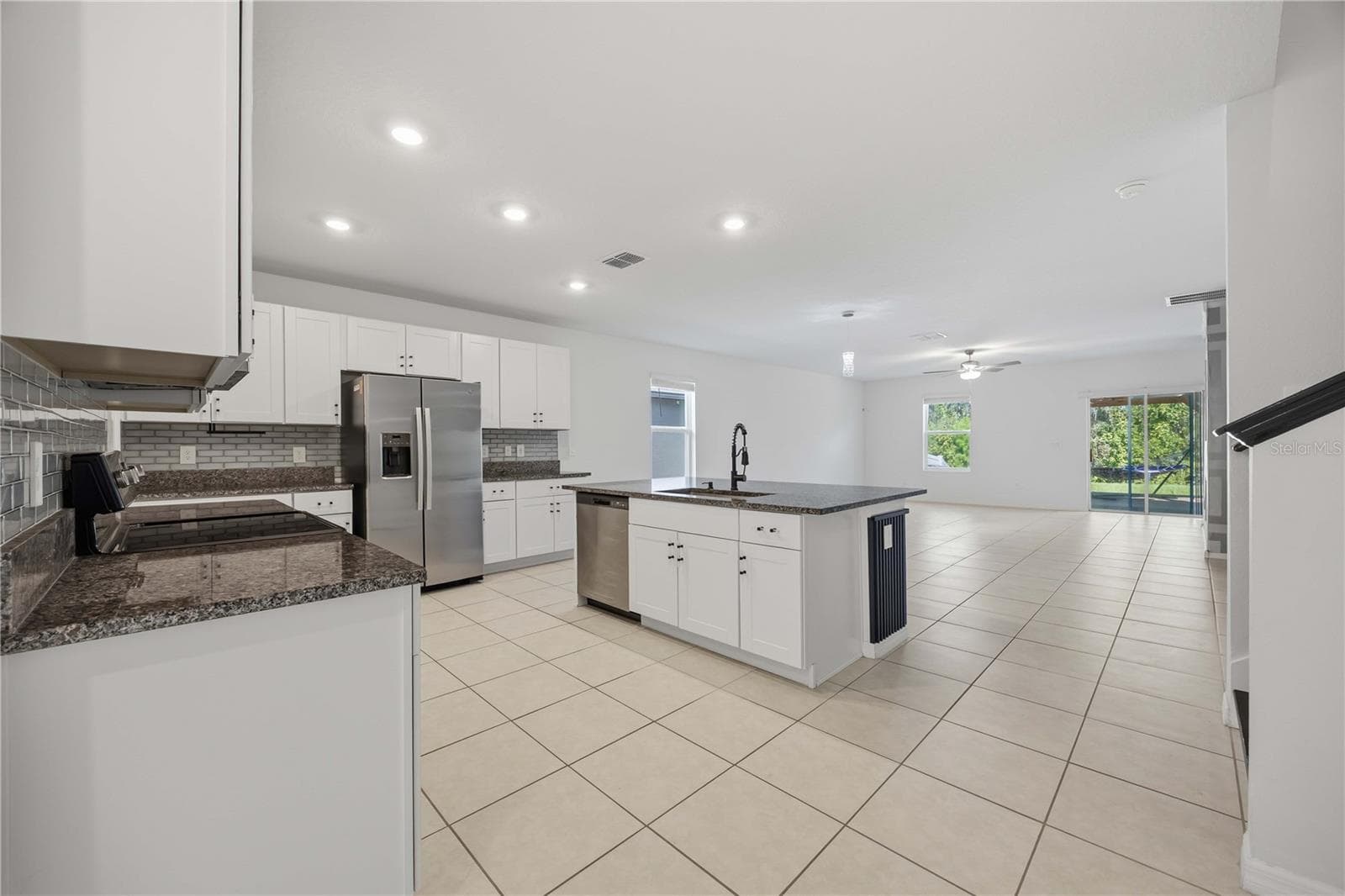 Single Family Residence at 1814 RED LOOP, LAKELAND, photo 33 of 45