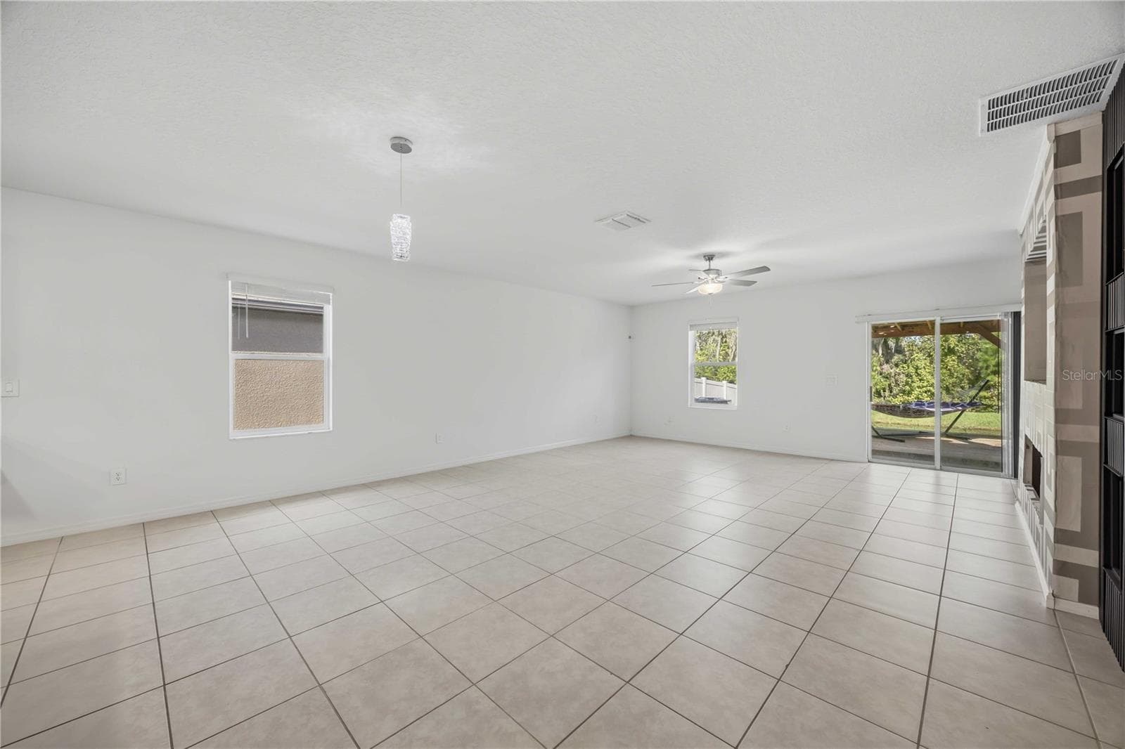 Single Family Residence at 1814 RED LOOP, LAKELAND, photo 36 of 45