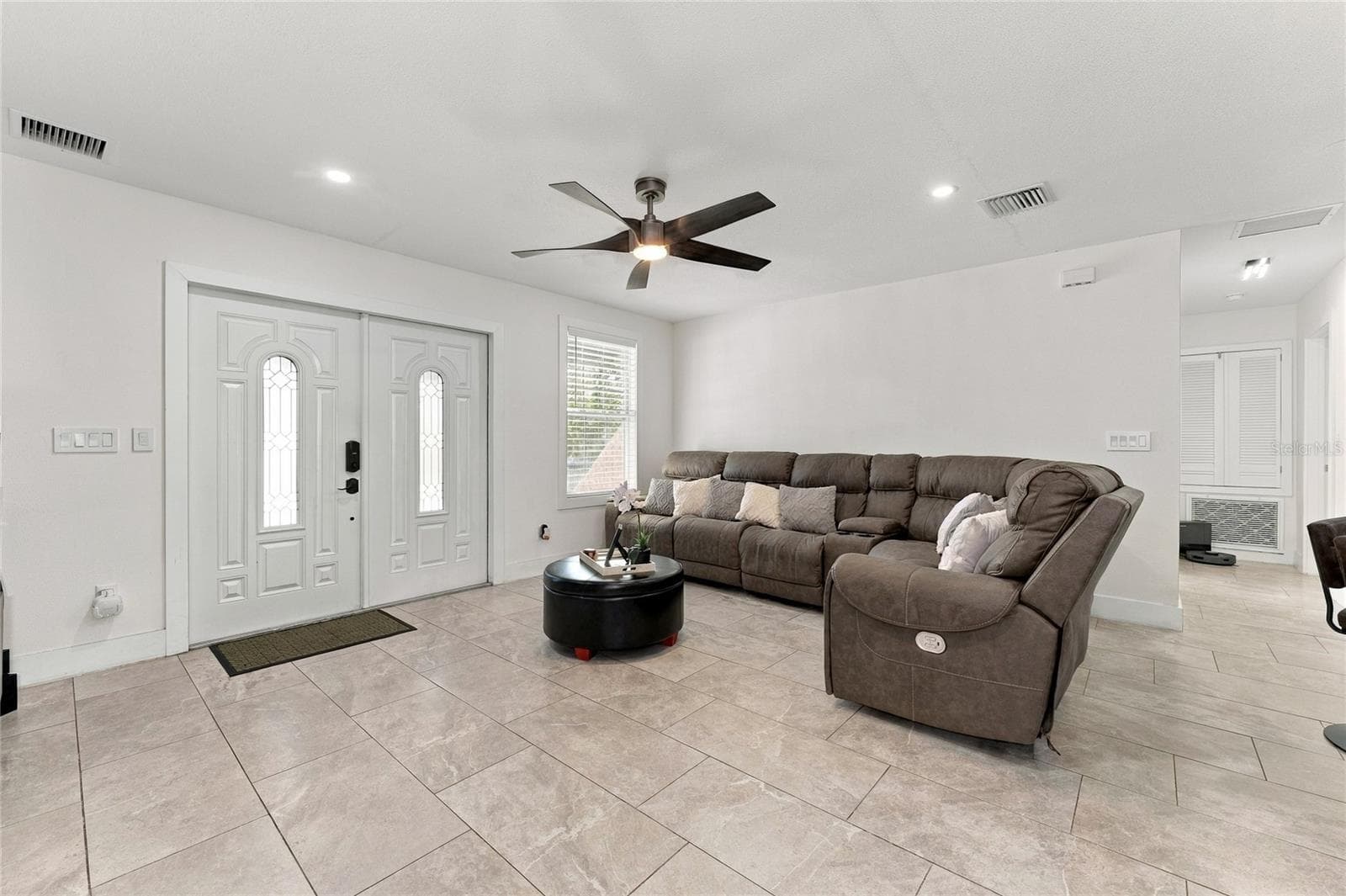 Living Room - 1418 OVERDALE ST, ORLANDO