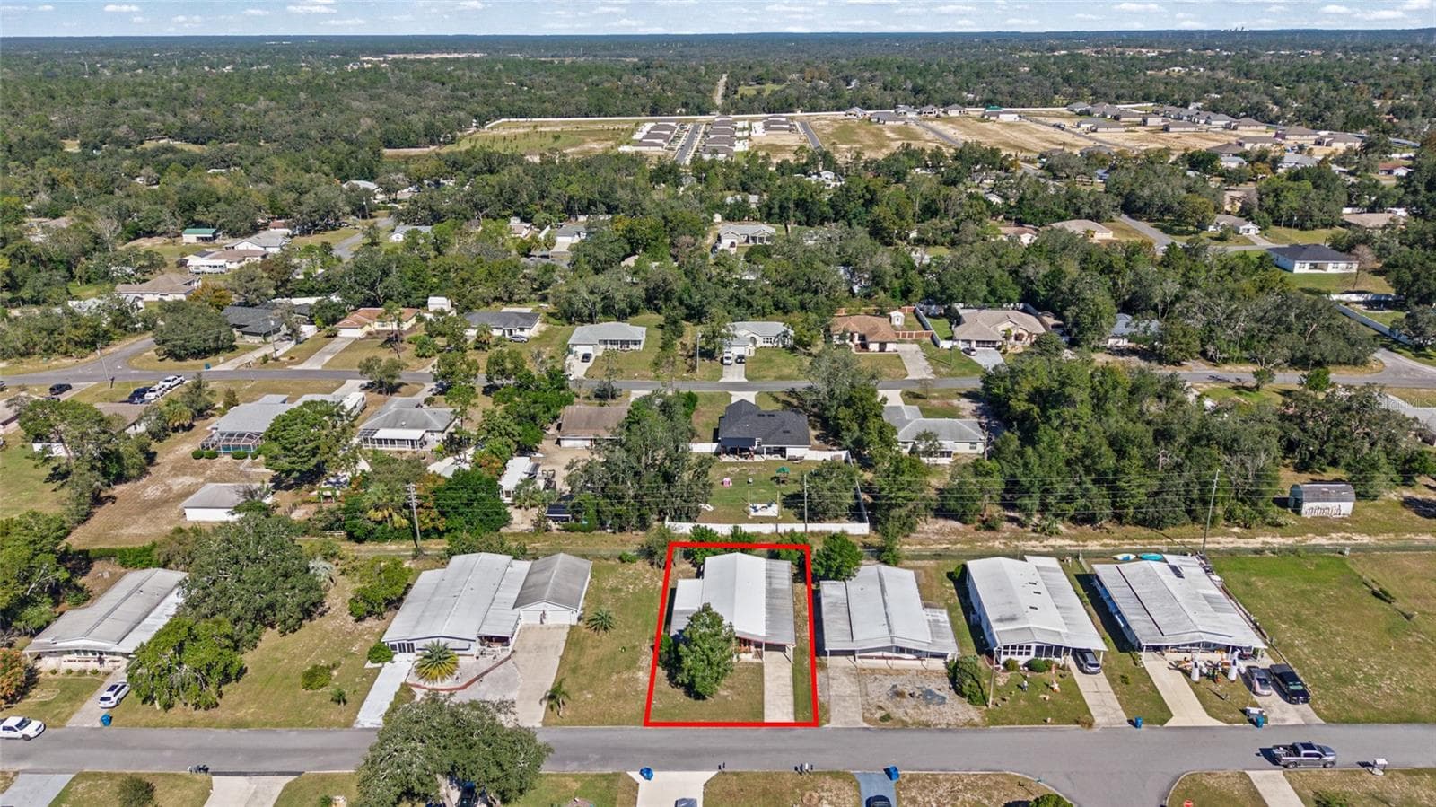 Manufactured Home at 12219 FAIRWAY AVE, BROOKSVILLE, photo 6 of 79
