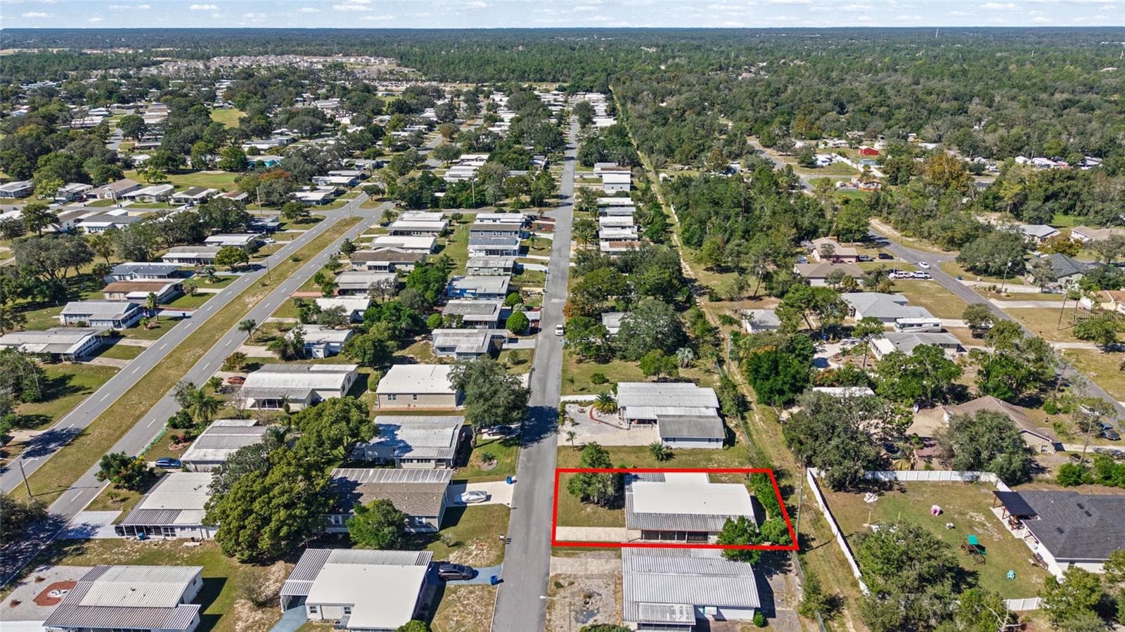 Manufactured Home at 12219 FAIRWAY AVE, BROOKSVILLE, photo 10 of 79