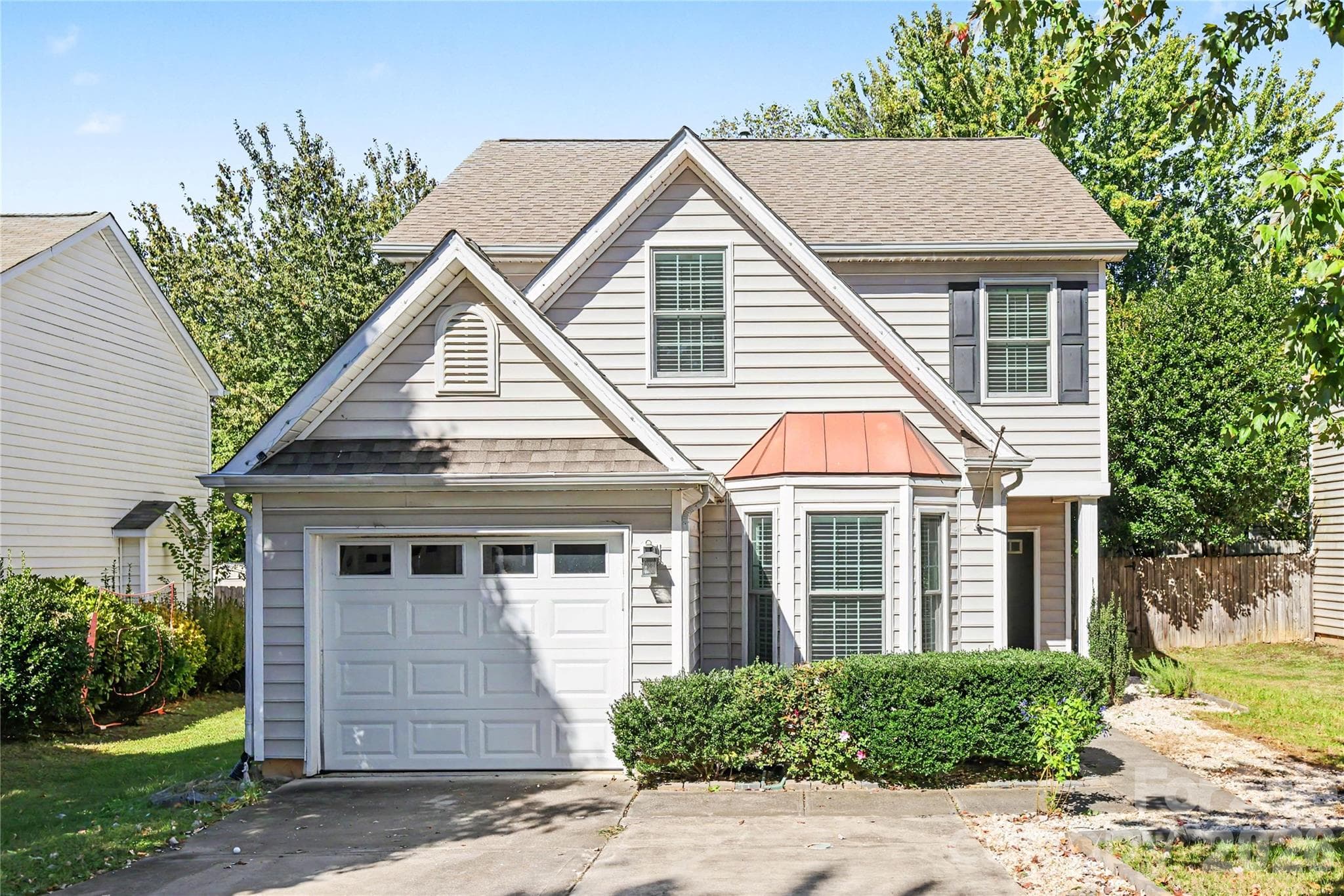 Single Family Residence at 2314 Mirage Place, Fort Mill, photo 2 of 34