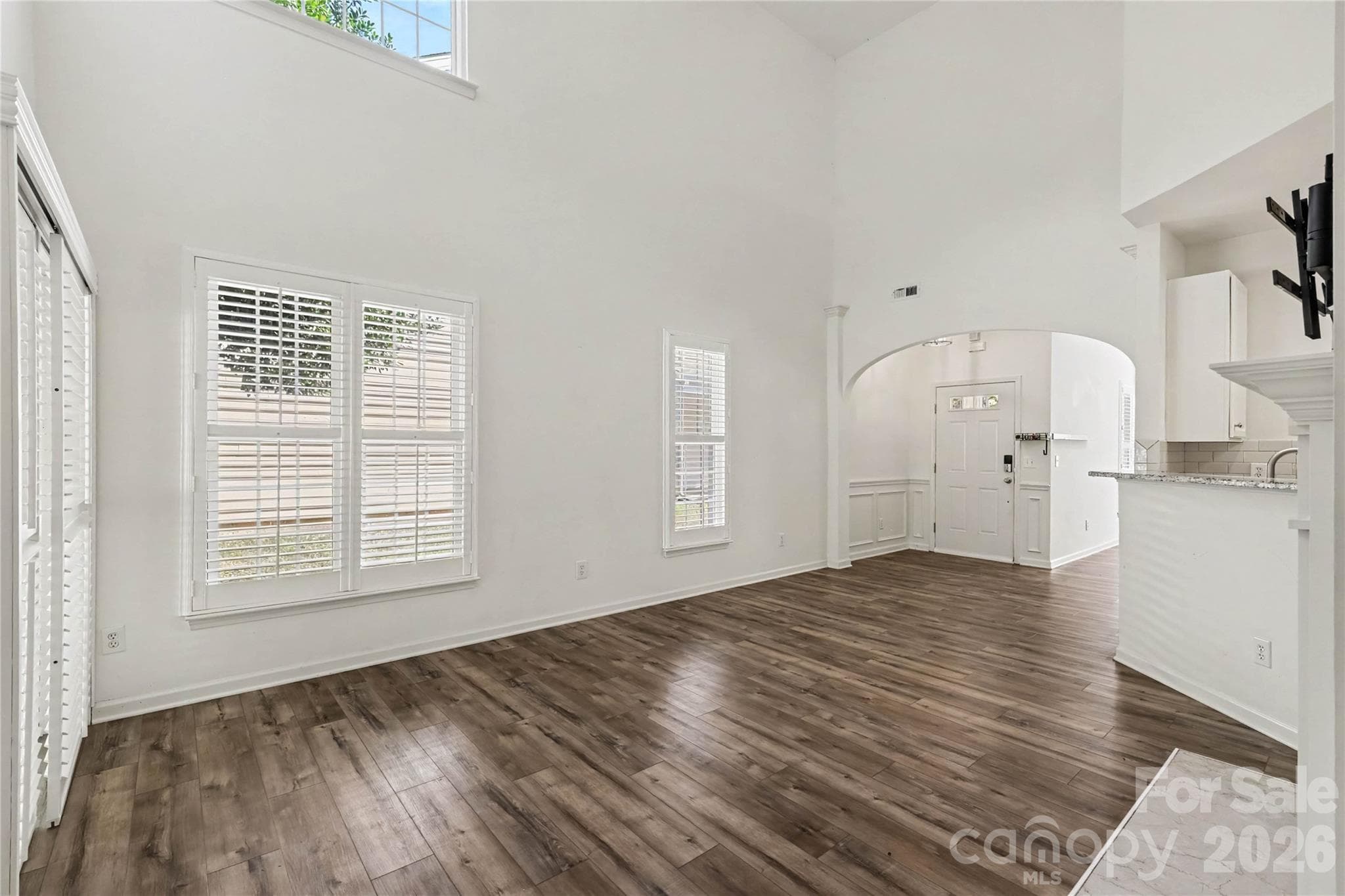 Single Family Residence at 2314 Mirage Place, Fort Mill, photo 7 of 34