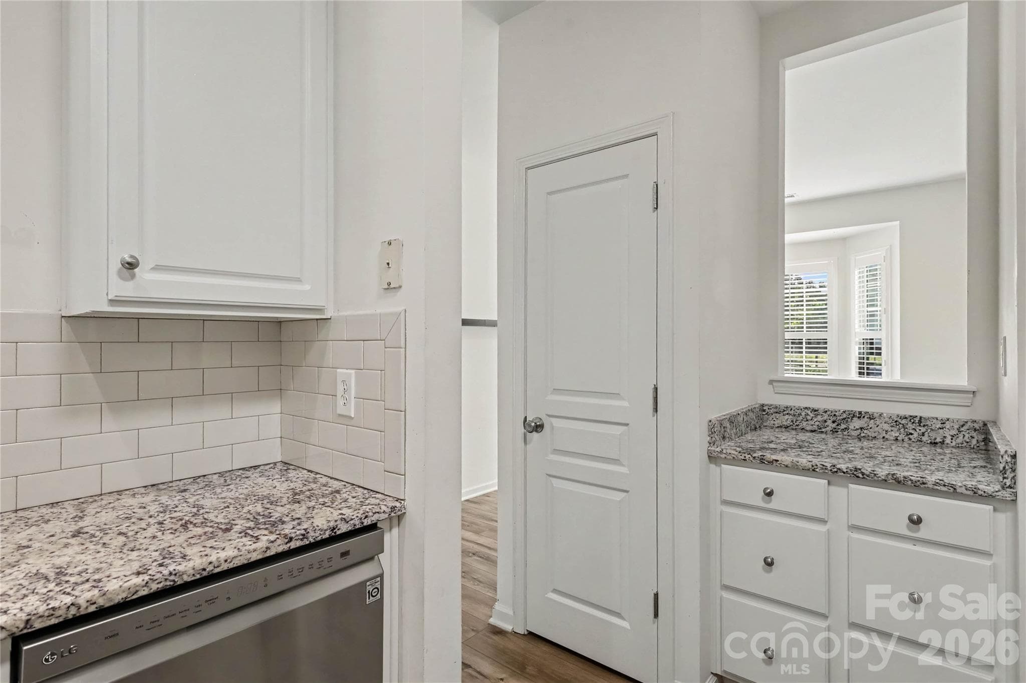 Single Family Residence at 2314 Mirage Place, Fort Mill, photo 12 of 34