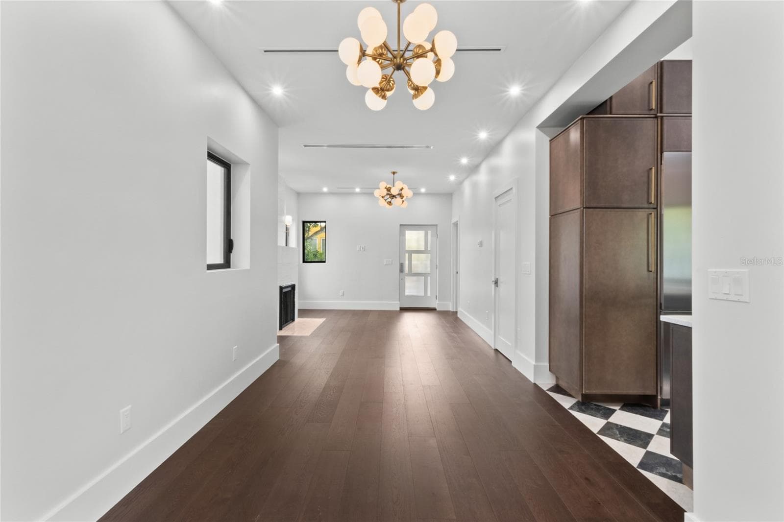Single Family Residence at 410 BURNS CT, SARASOTA, photo 10 of 47