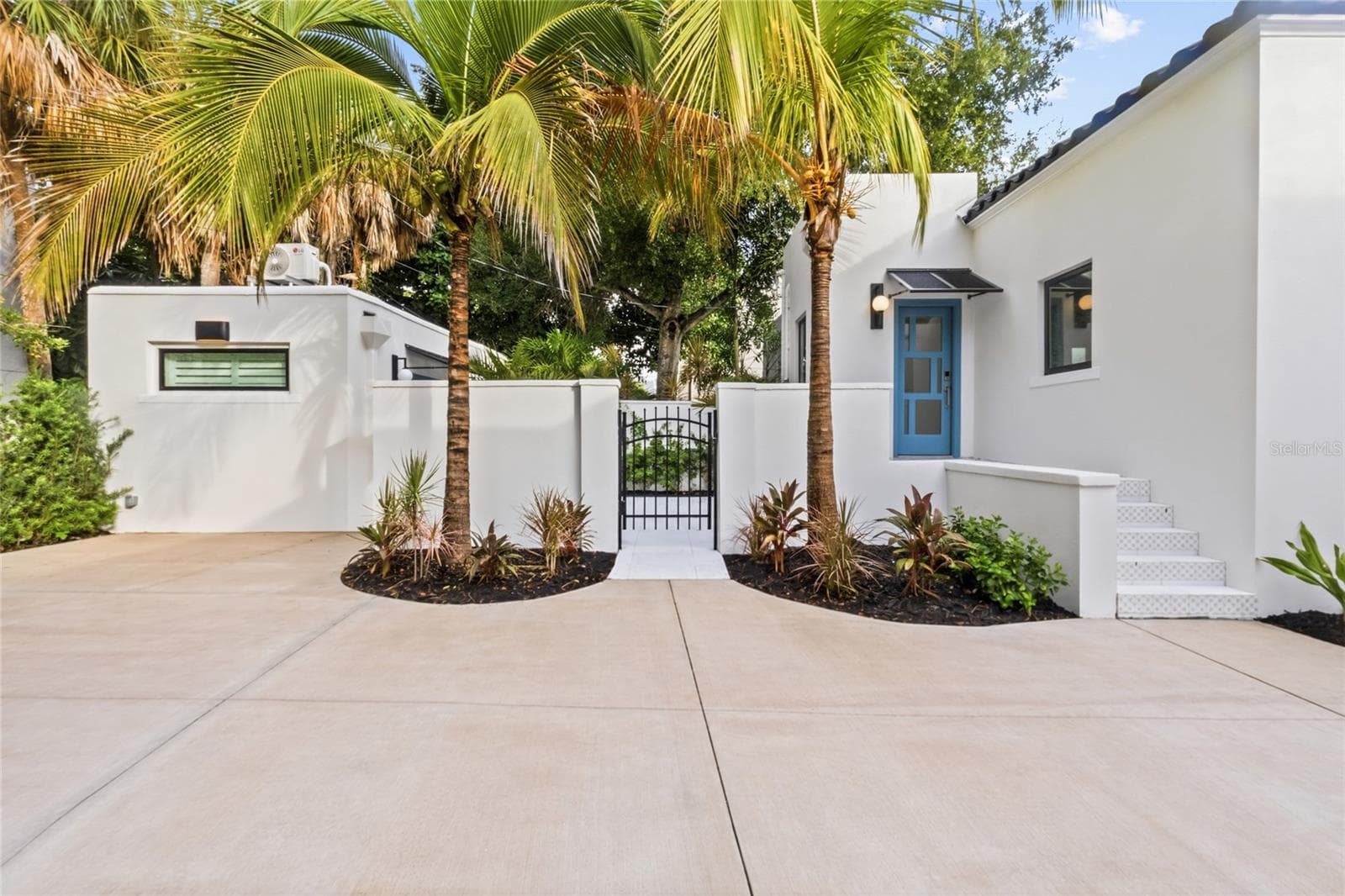 Single Family Residence at 410 BURNS CT, SARASOTA, photo 36 of 47