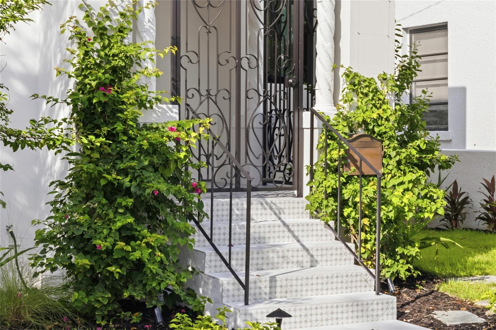 Single Family Residence at 410 BURNS CT, SARASOTA, photo 40 of 47
