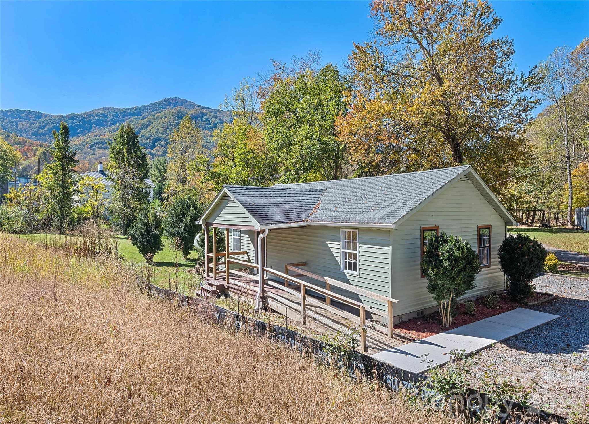 Side of Home With Ramp Access - 179 Jonathan Creek Road, Waynesville