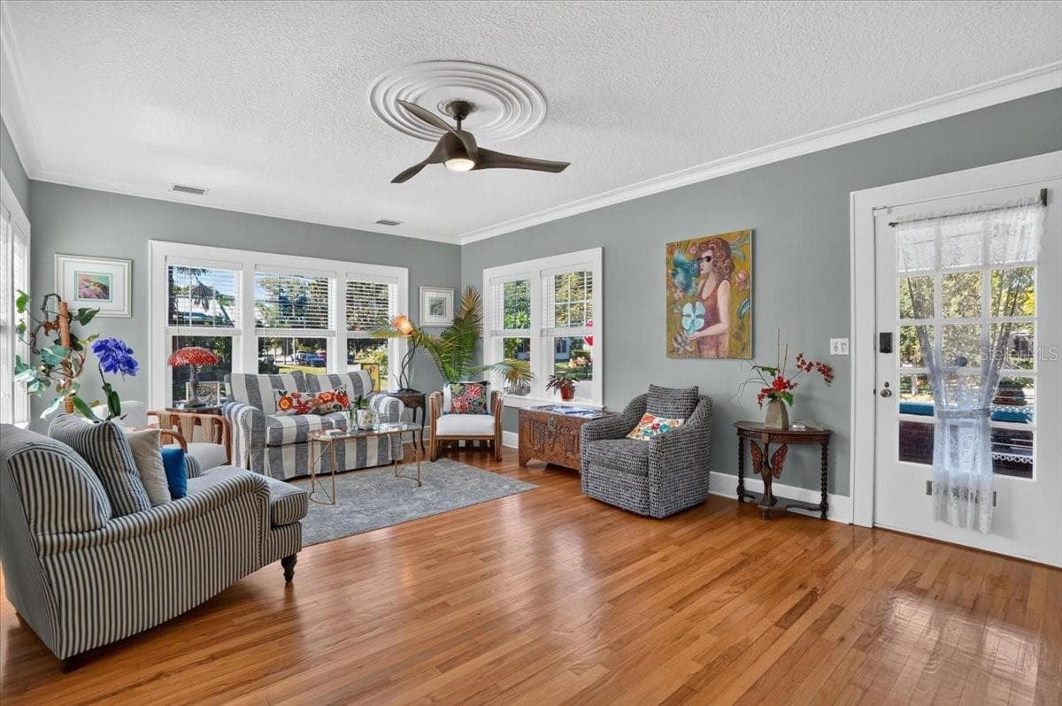 Single Family Residence at 2890 8TH AVE N, ST PETERSBURG, photo 22 of 101