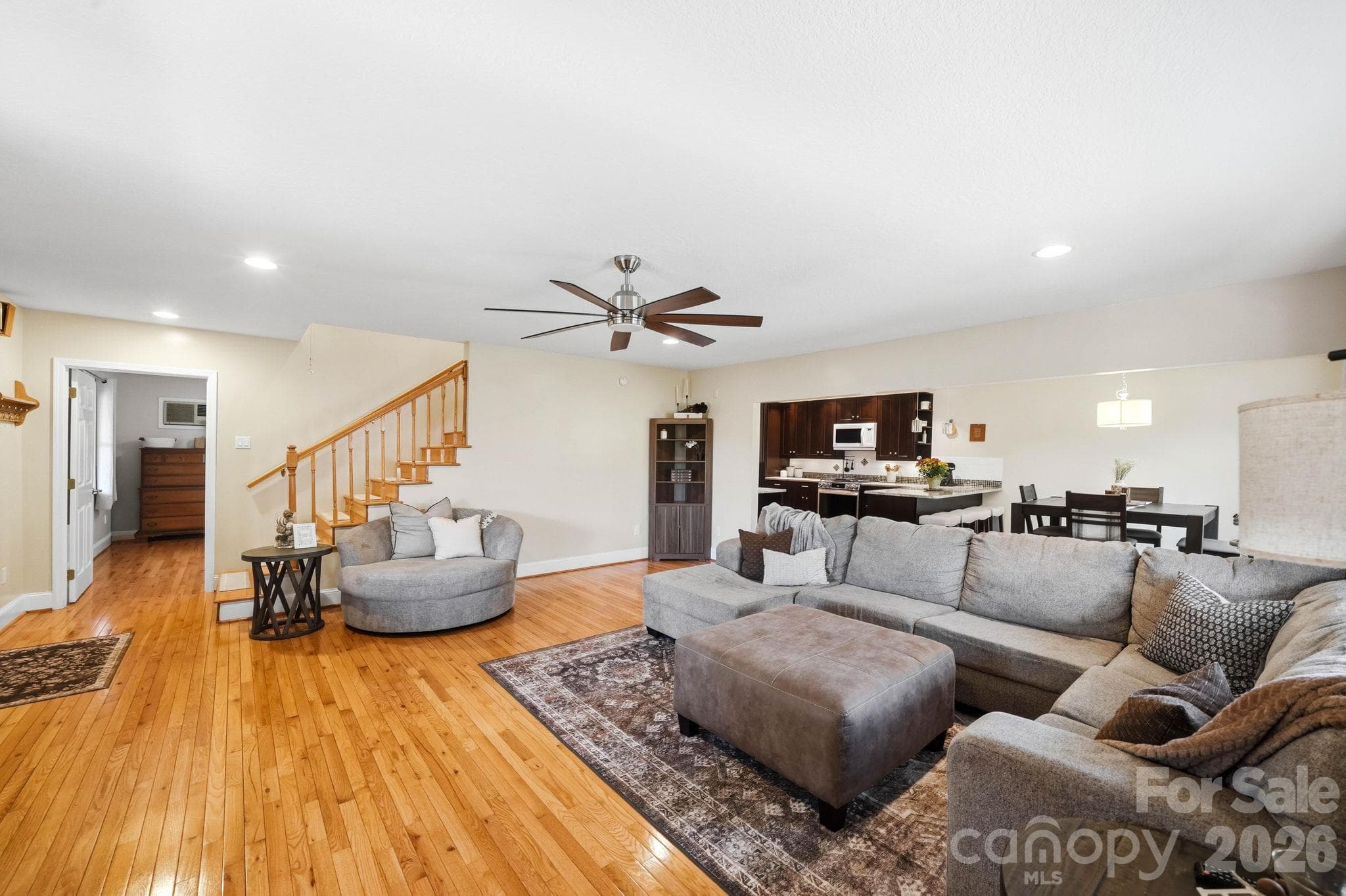 Single Family Residence at 138 Down To Earth Road, Burnsville, photo 6 of 47