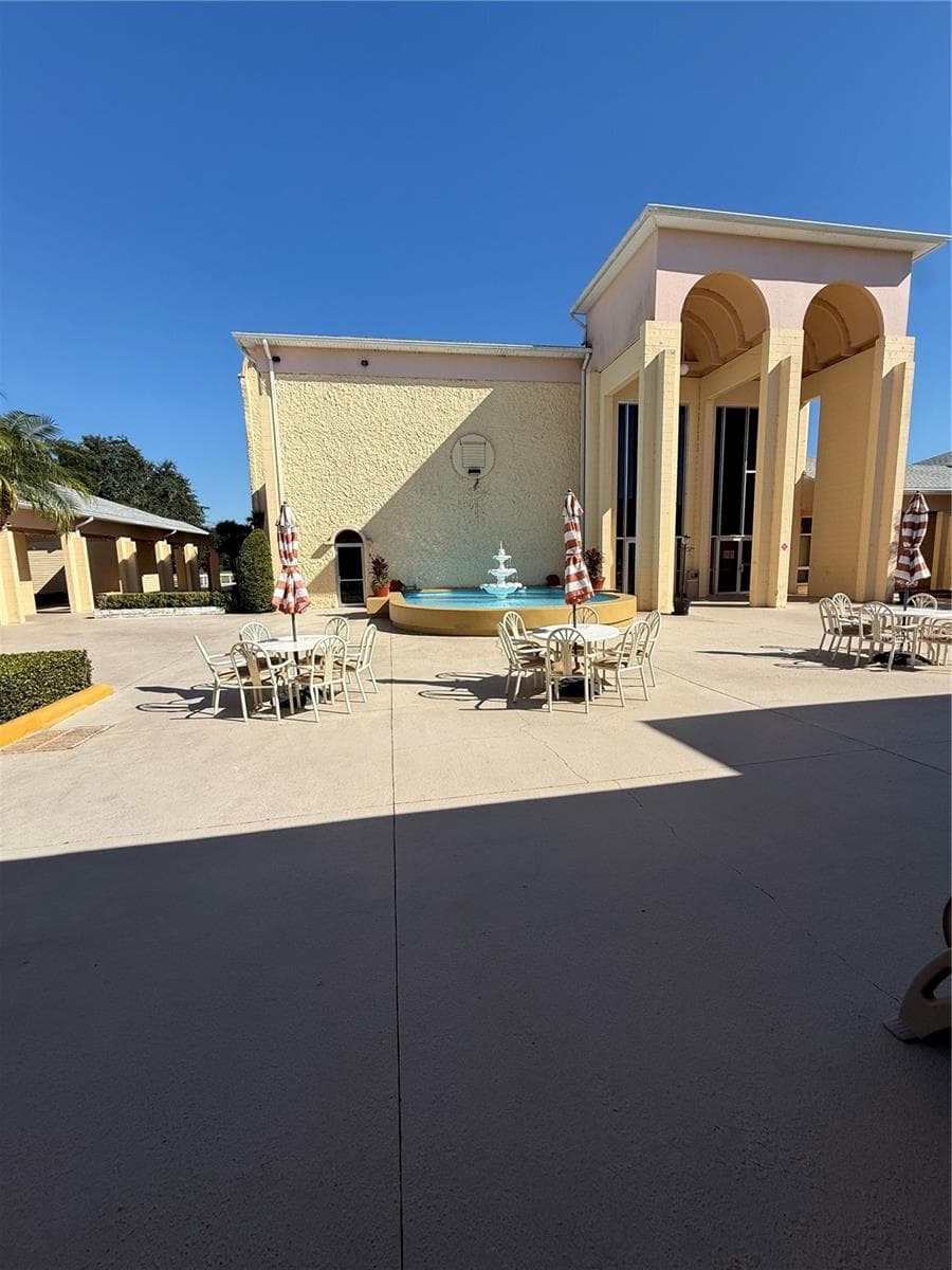 Community Rrecreation - 3031 CLUB CIR, LAKE WALES