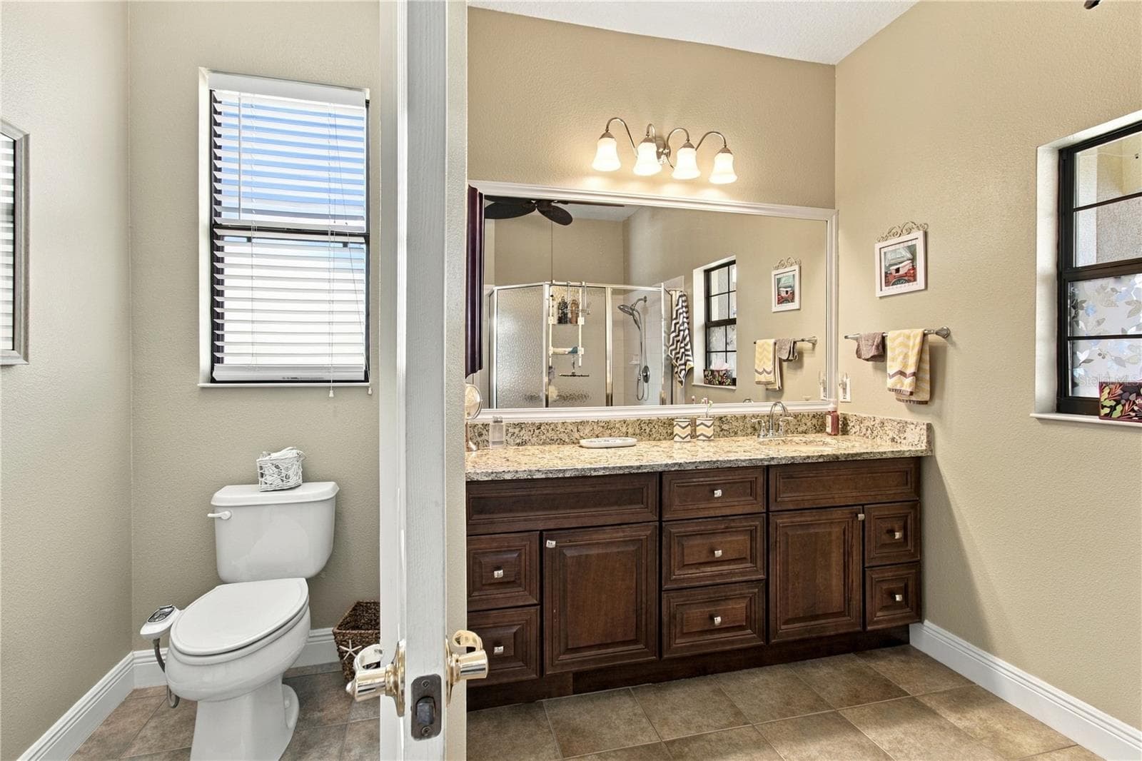 Single Family Residence at 318 LA JOLLA LN, KISSIMMEE, photo 23 of 61