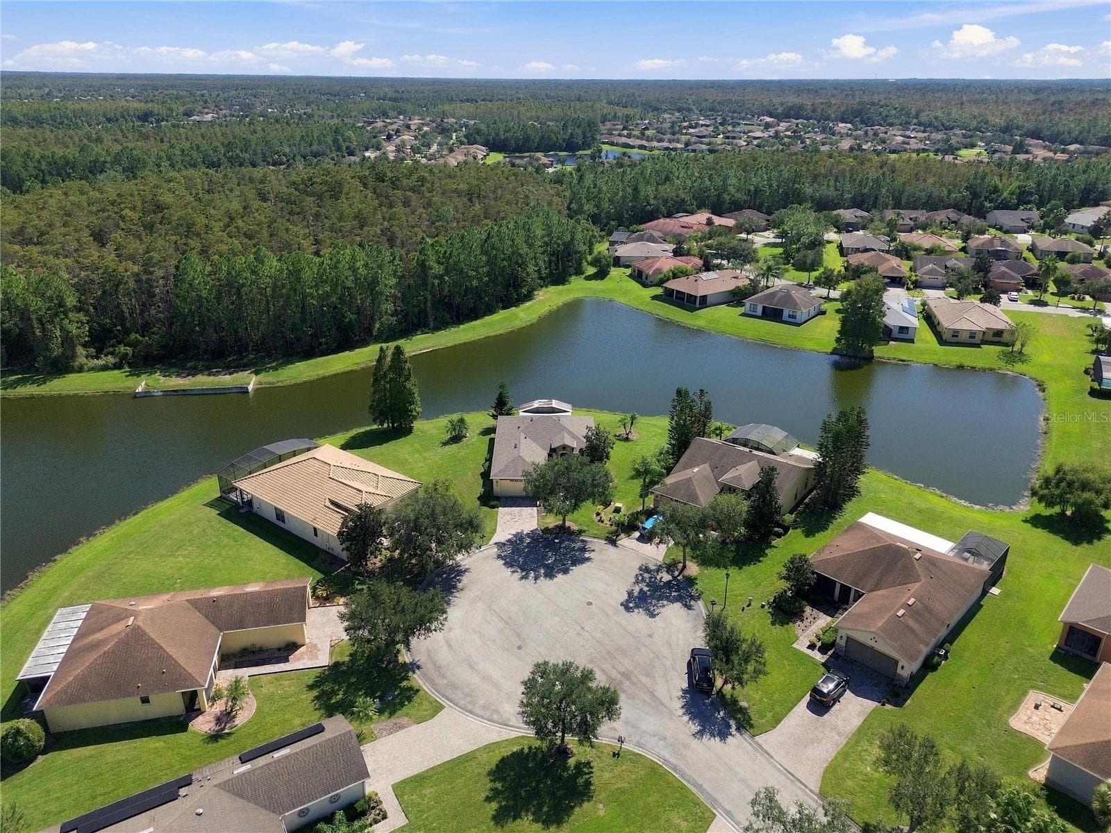 PRIVATE CUL-DE SAC - 318 LA JOLLA LN, KISSIMMEE