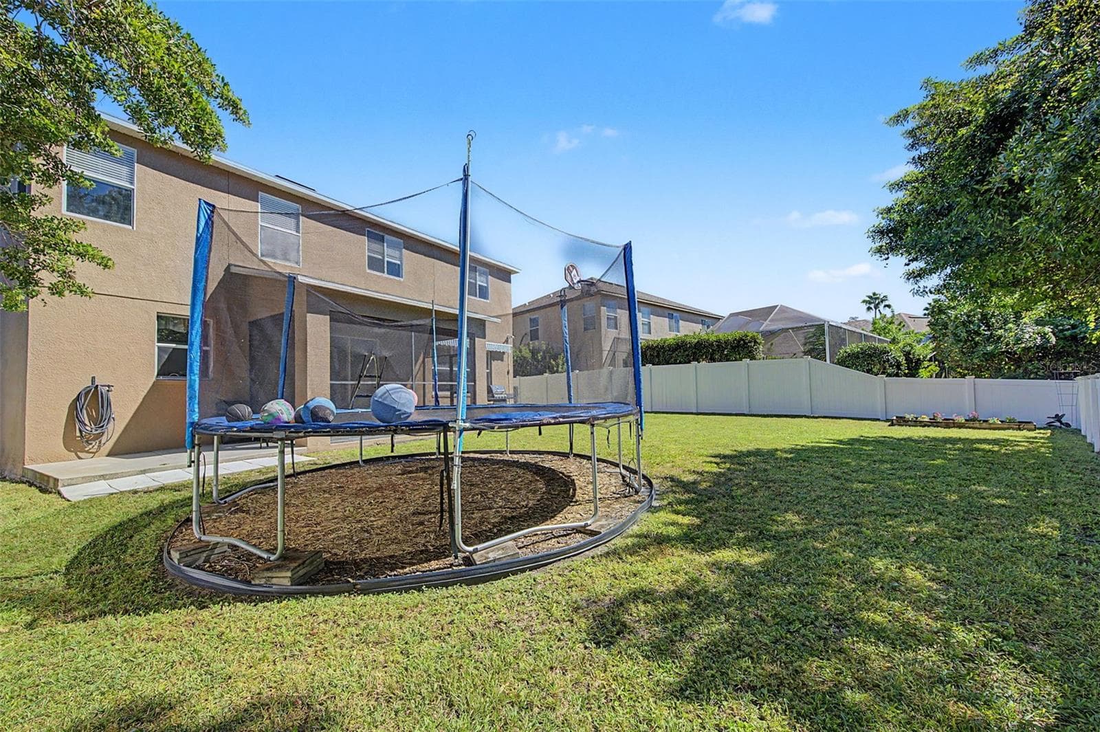Fenced-In Backyard - 19266 FISHERMANS BEND DR, LUTZ