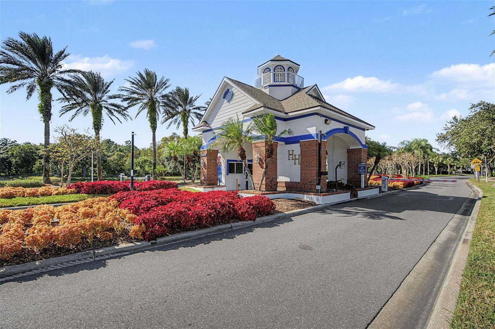 Neighborhood Entry - 19266 FISHERMANS BEND DR, LUTZ