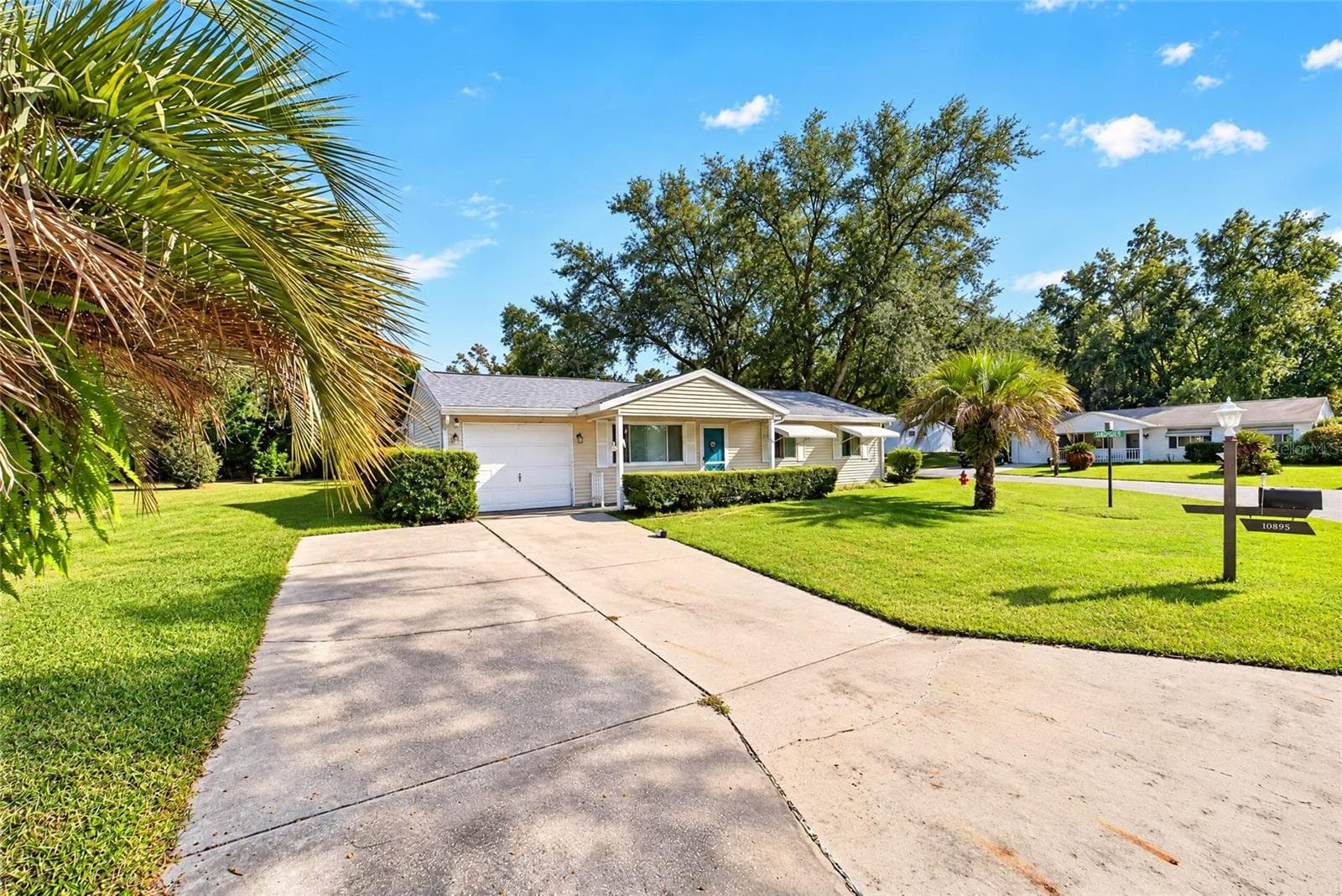Single Family Residence at 10895 SW 90TH CT, OCALA, photo 4 of 54