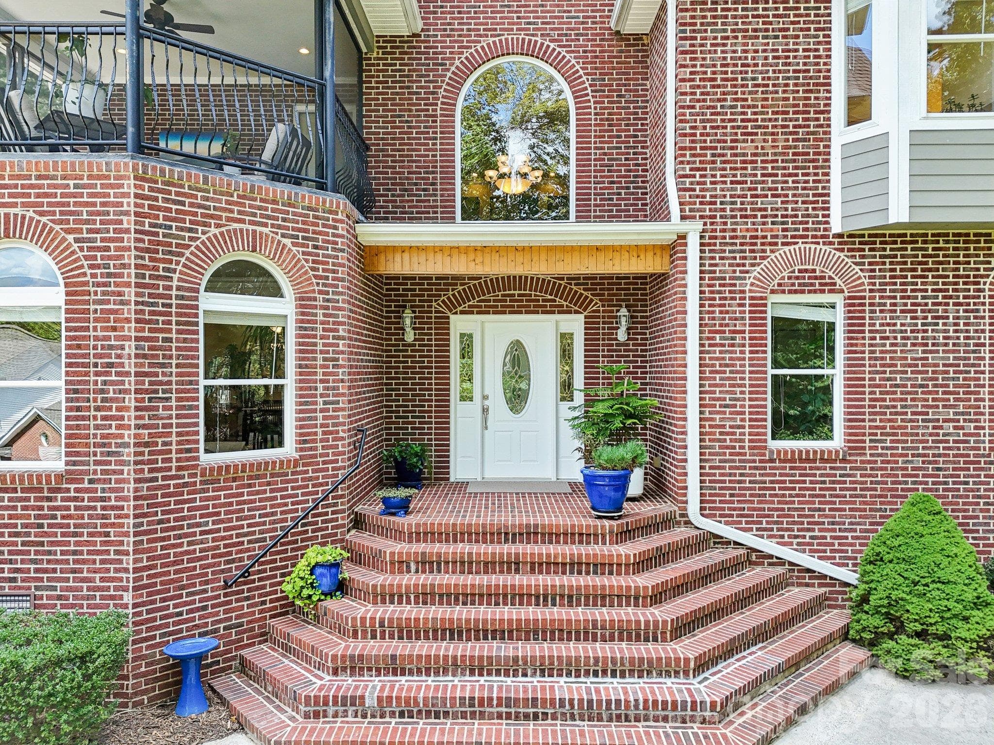 Single Family Residence at 15 Madelyn Lane, Fairview, photo 4 of 48