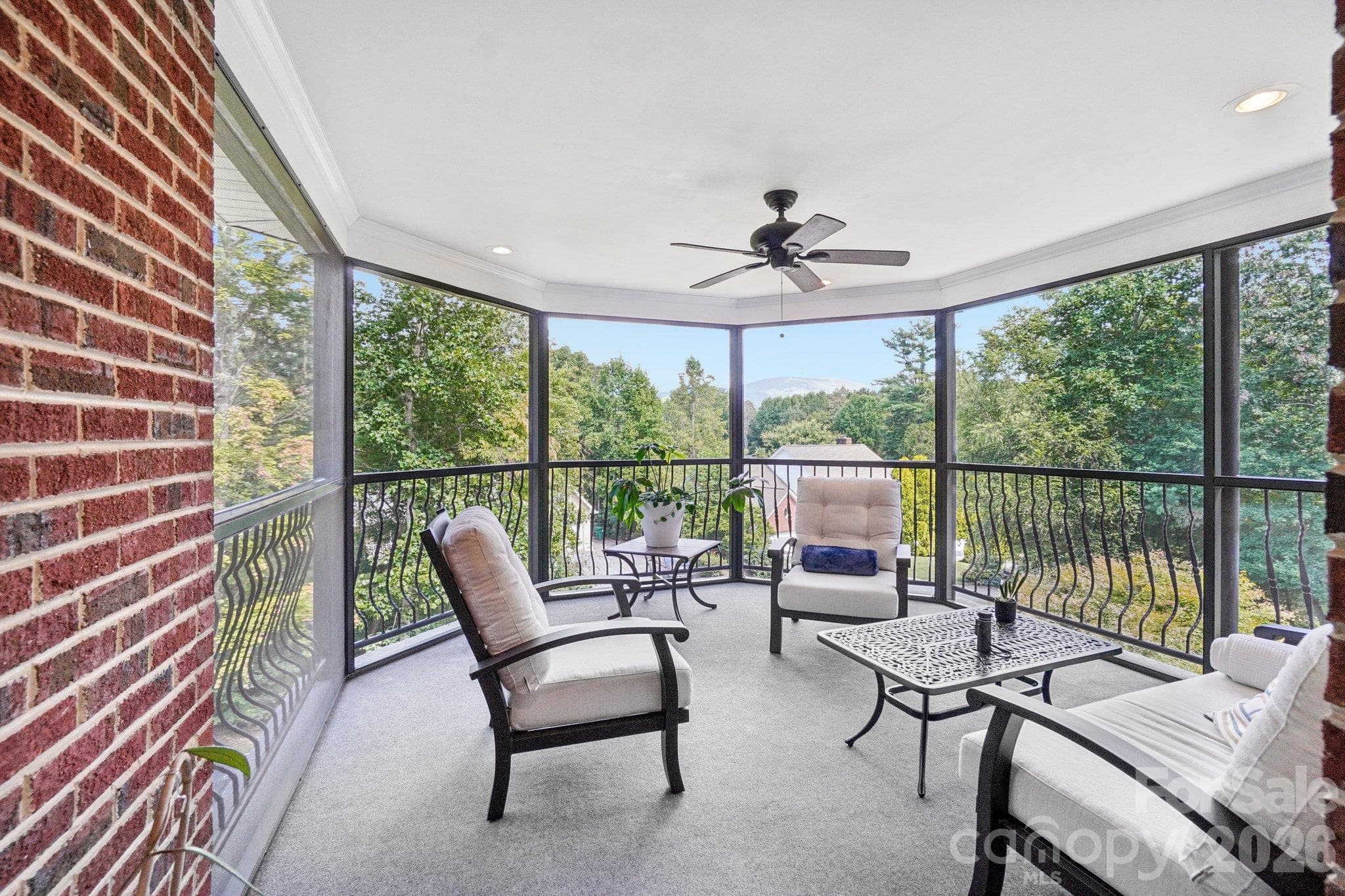 Single Family Residence at 15 Madelyn Lane, Fairview, photo 36 of 48