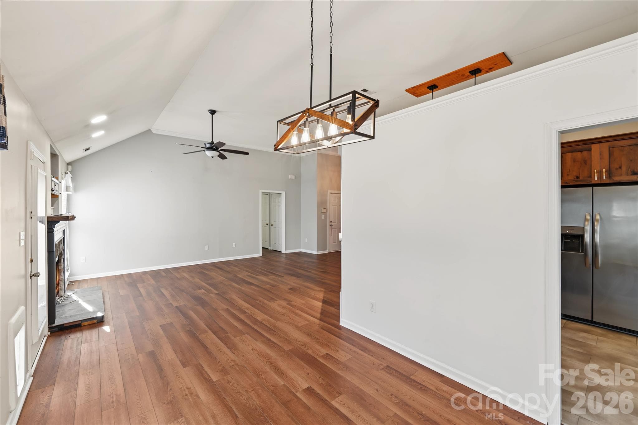 Single Family Residence at 8216 Poplar Grove Circle, Waxhaw, photo 13 of 31