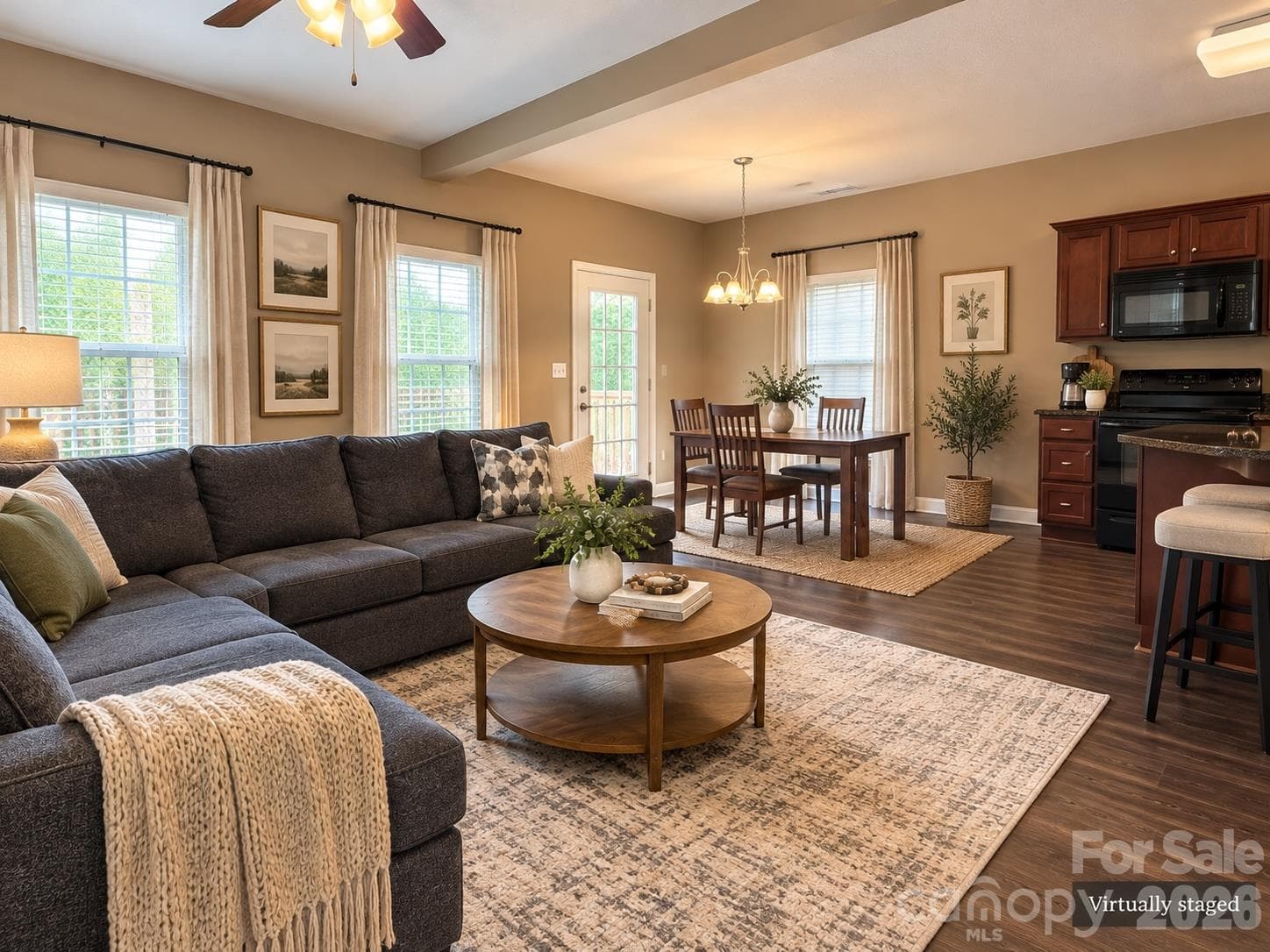 Single Family Residence at 117 Lookout Point Place, Mooresville, photo 5 of 17