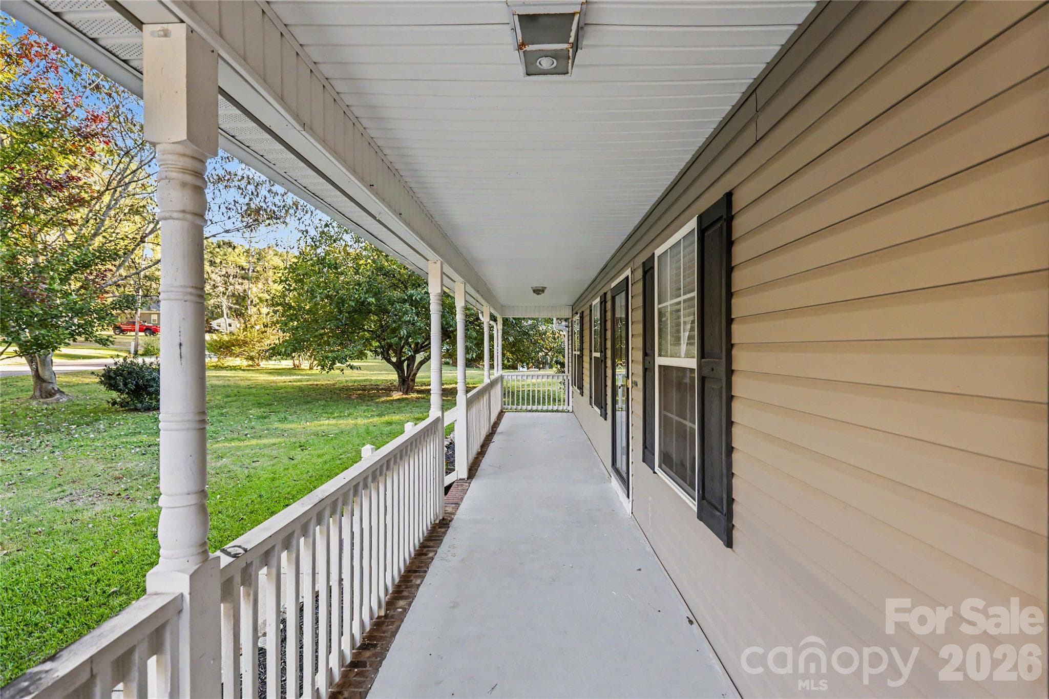Single Family Residence at 510 Roberts Avenue, York, photo 5 of 42