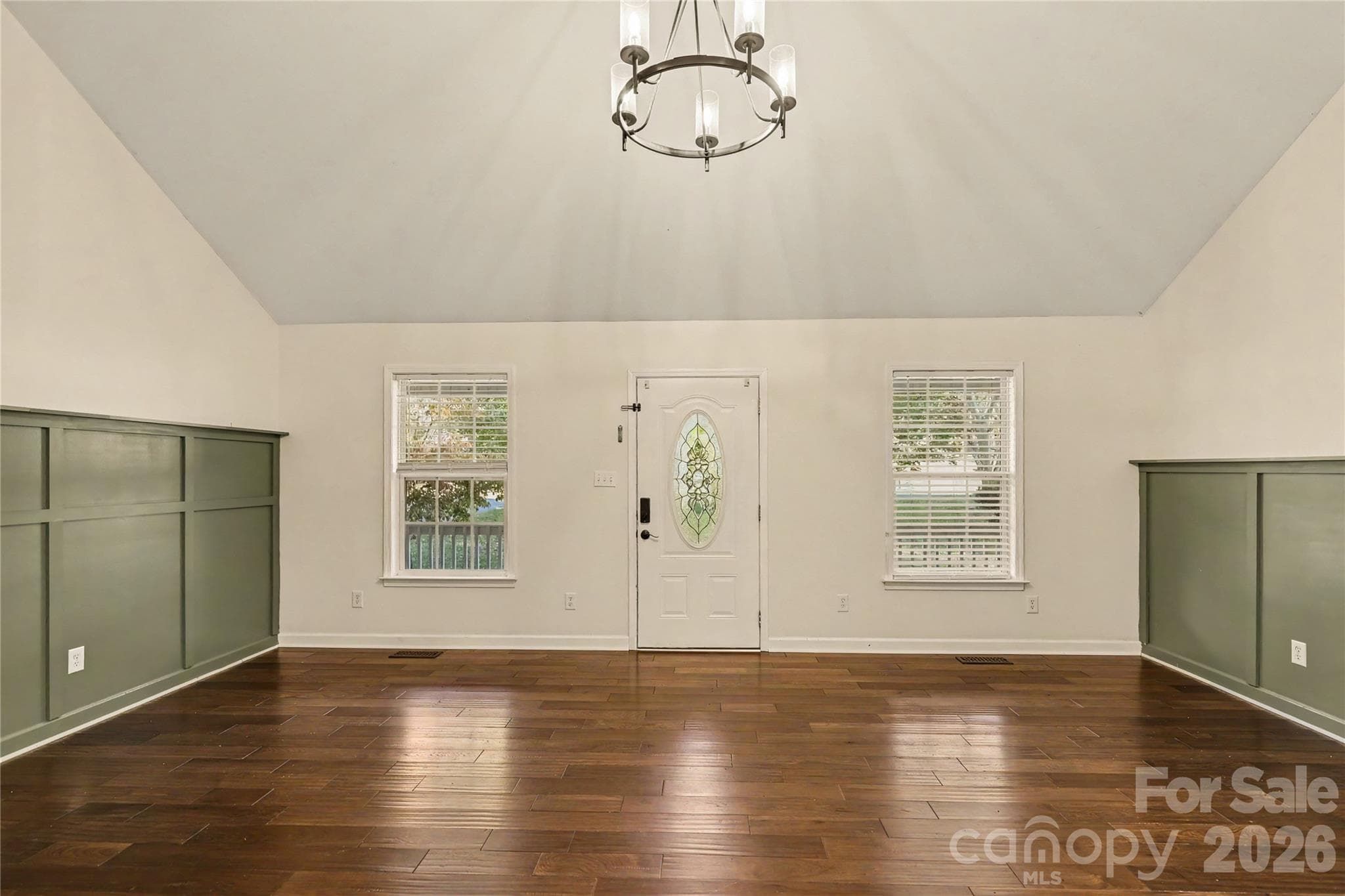 Single Family Residence at 510 Roberts Avenue, York, photo 9 of 42