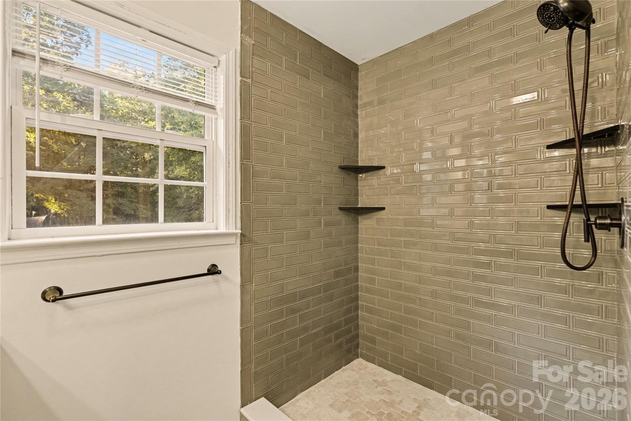 Single Family Residence at 510 Roberts Avenue, York, photo 26 of 42
