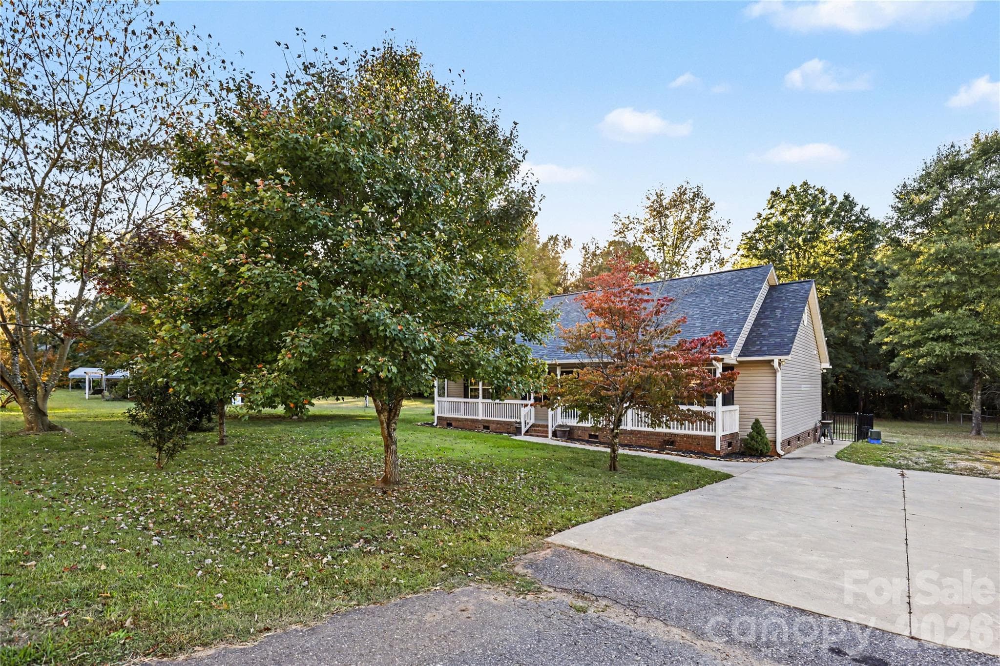 Single Family Residence at 510 Roberts Avenue, York, photo 34 of 42