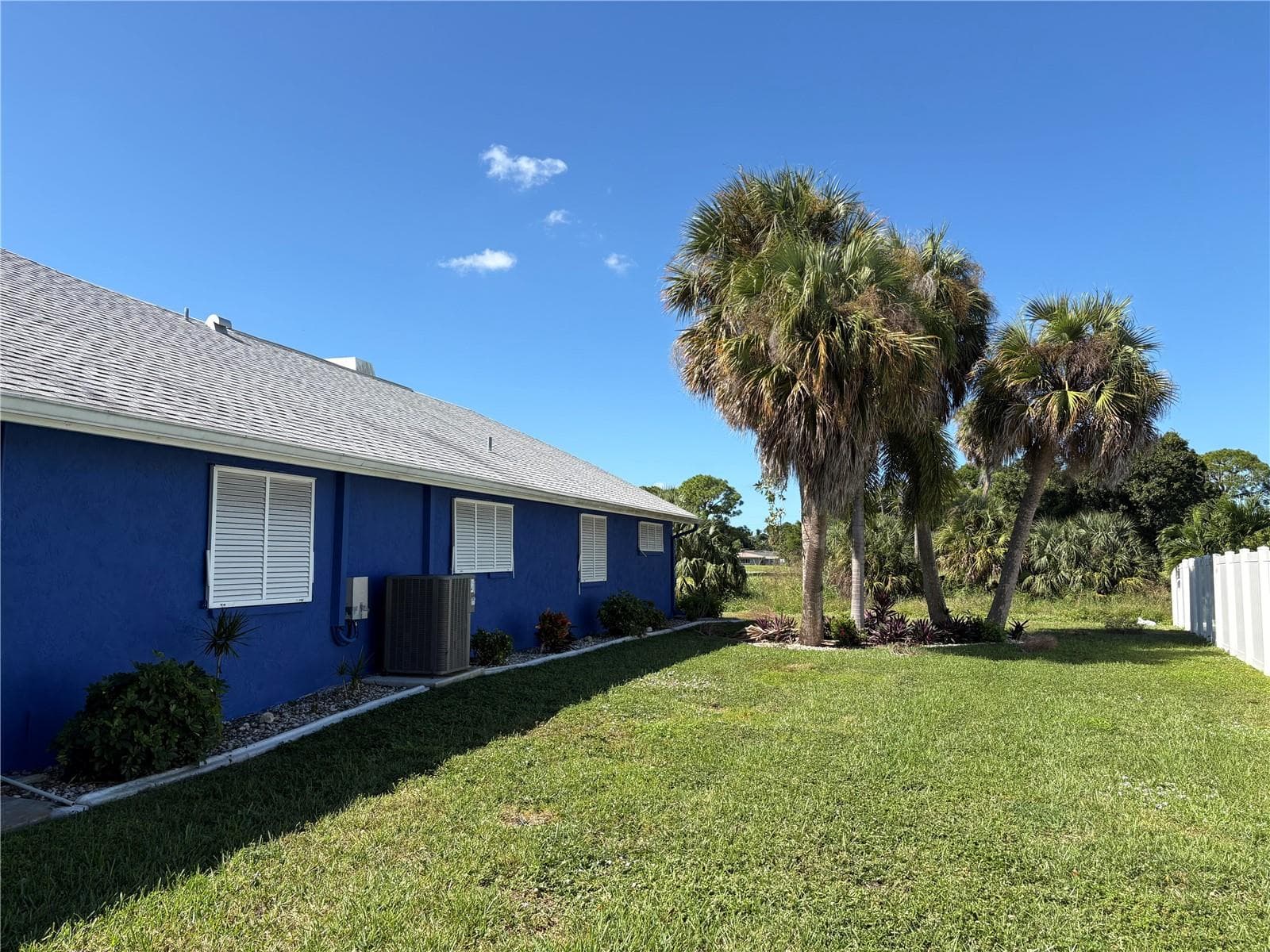 Single Family Residence at 4328 COUNTRY CLUB BLVD, CAPE CORAL, photo 31 of 33