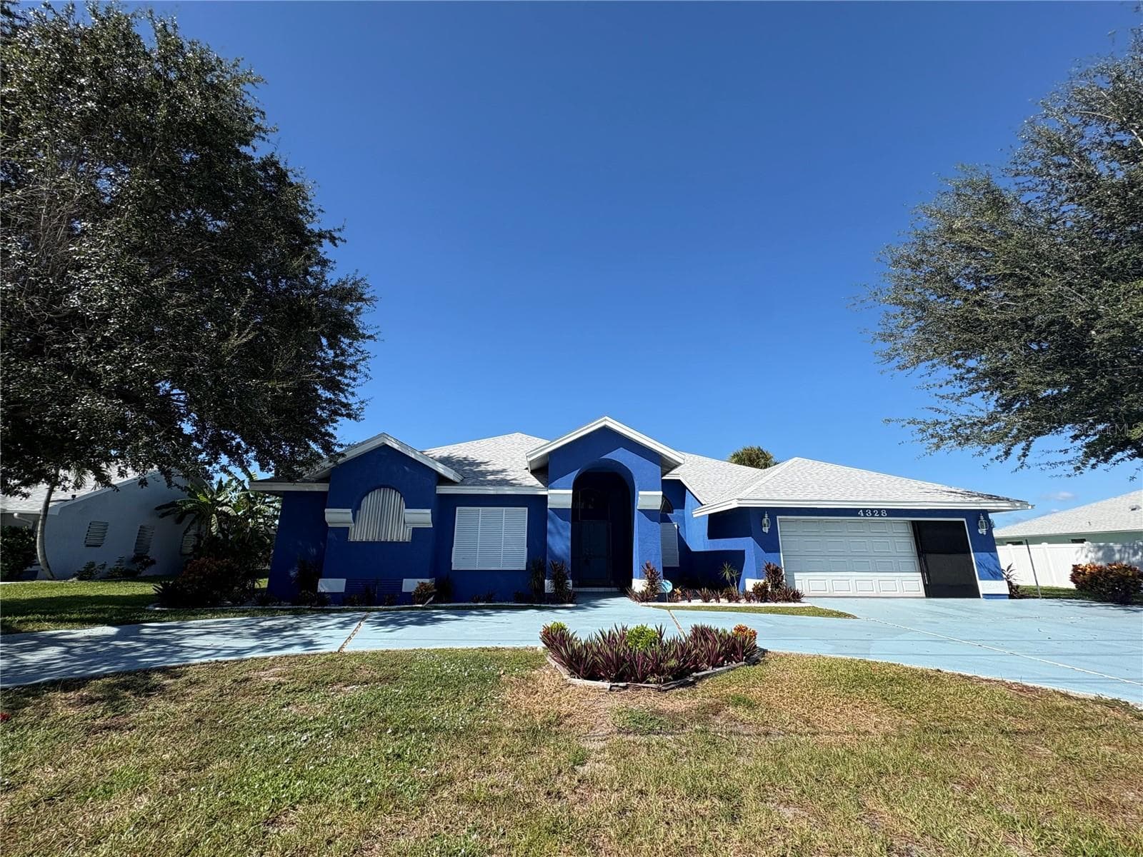Single Family Residence at 4328 COUNTRY CLUB BLVD, CAPE CORAL, photo 33 of 33