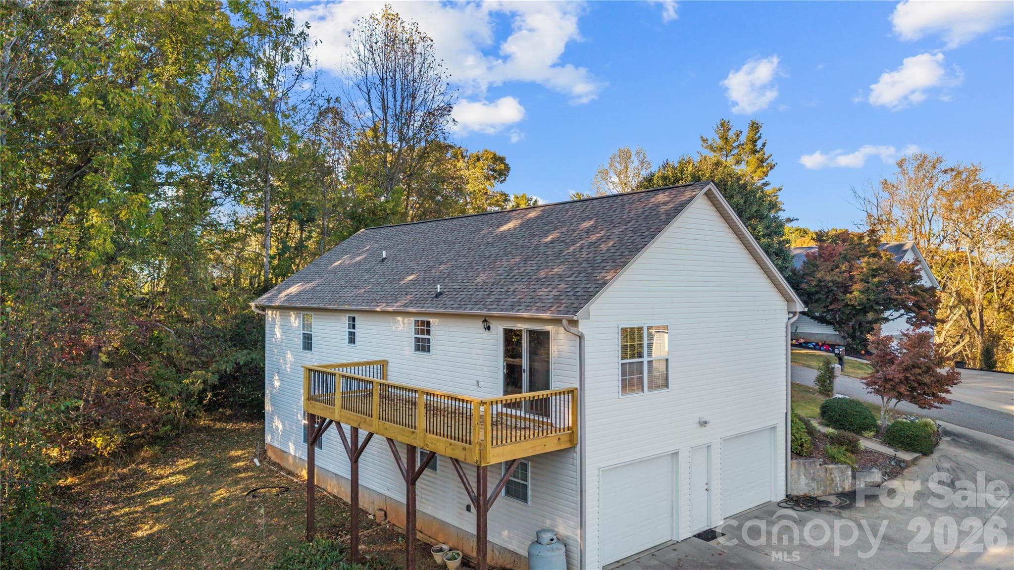 Single Family Residence at 66 Anderson Oaks Drive, Marshall, photo 22 of 25