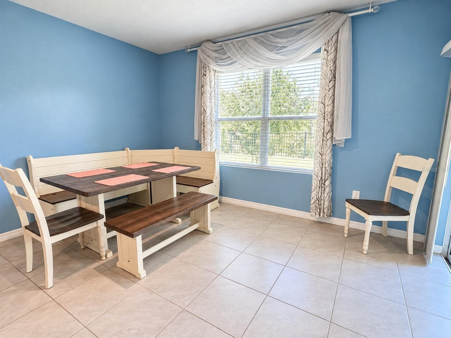 Single Family Residence at 175 SUNSET POINT DR., ORMOND BEACH, photo 8 of 26