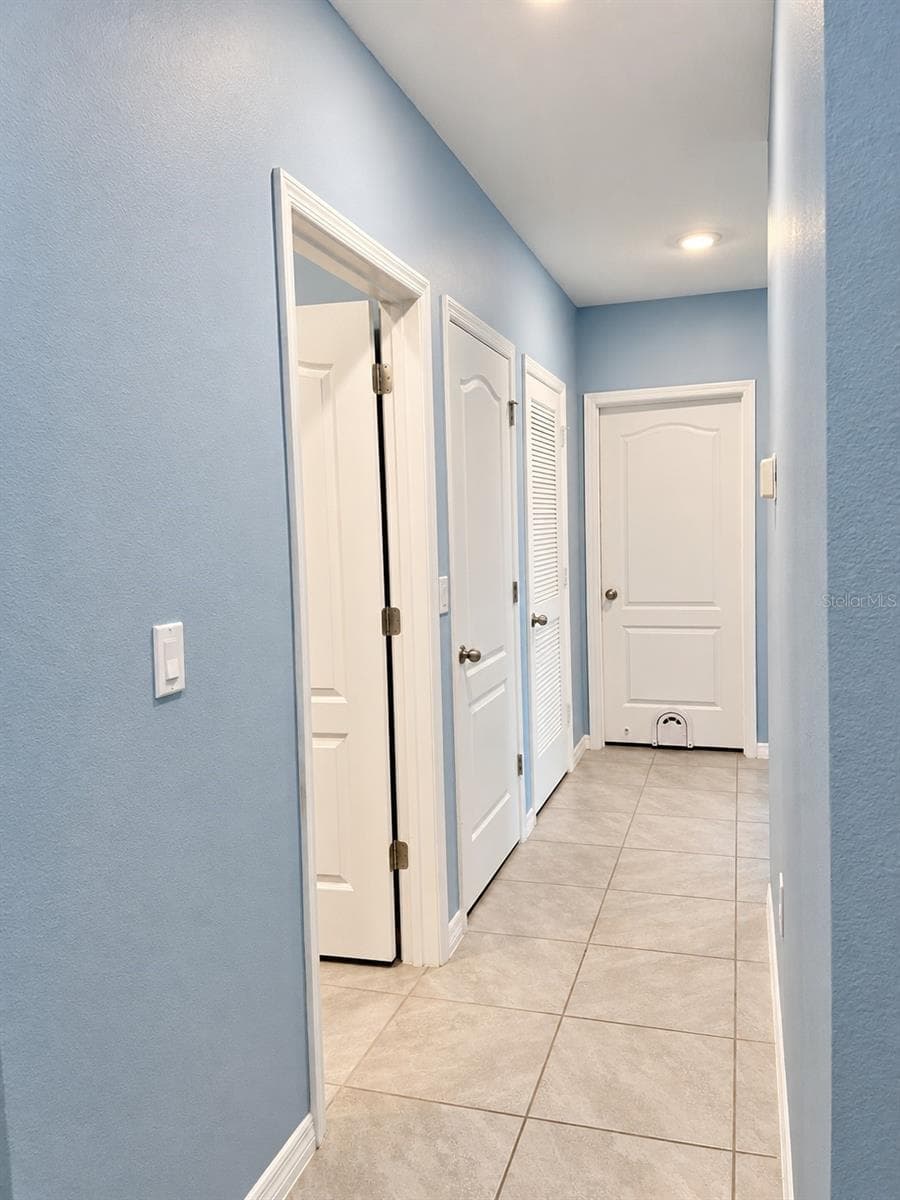 Single Family Residence at 175 SUNSET POINT DR., ORMOND BEACH, photo 14 of 26