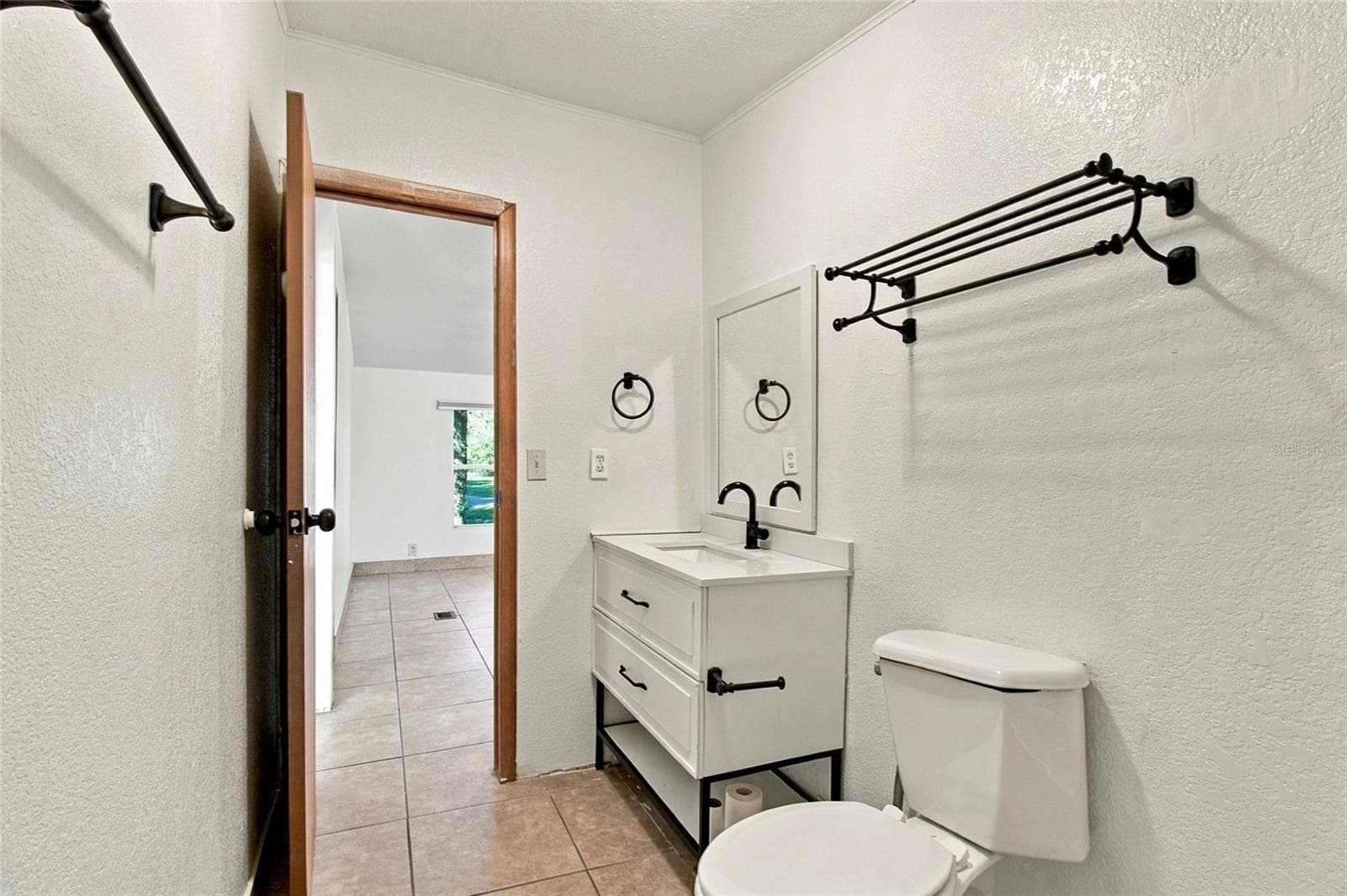 Manufactured Home at 1141 SADDLEWOOD BLVD, LAKELAND, photo 22 of 37