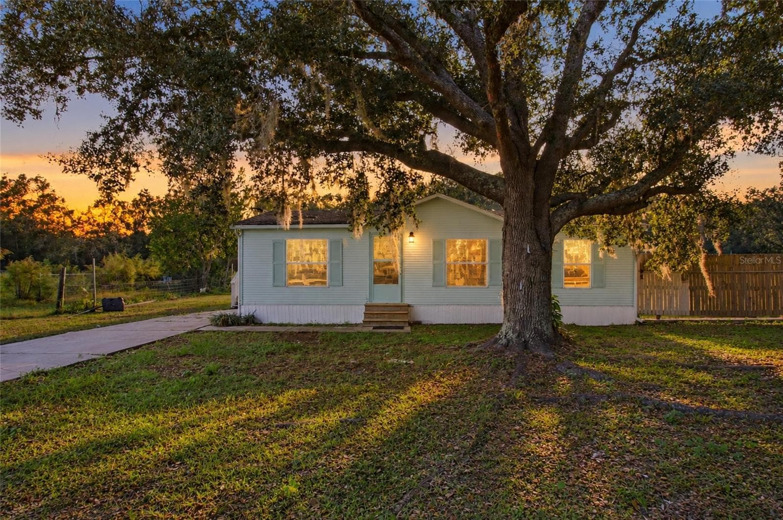Manufactured Home at 1141 SADDLEWOOD BLVD, LAKELAND, photo 37 of 37