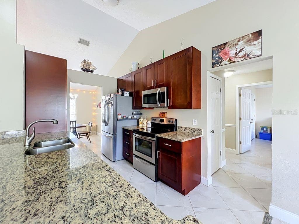 Single Family Residence at 8609 CROSSBAY DR, ORLANDO, photo 24 of 68