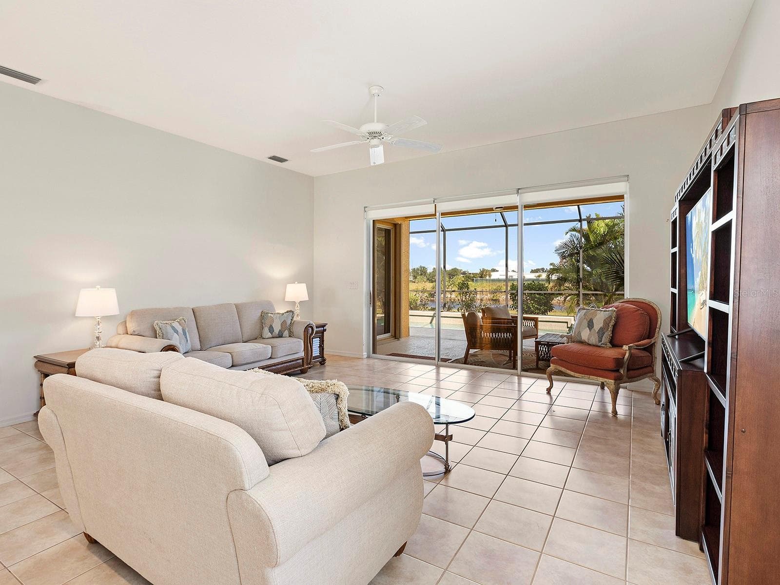 Single Family Residence at 202 RIO TERRA, VENICE, photo 7 of 53