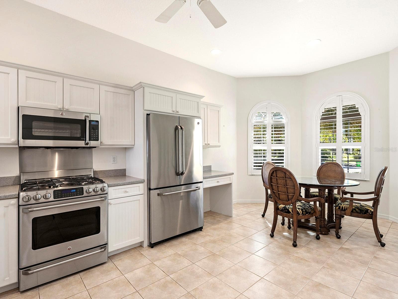 Single Family Residence at 202 RIO TERRA, VENICE, photo 11 of 53