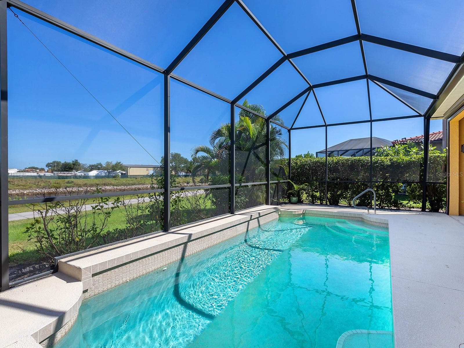 Single Family Residence at 202 RIO TERRA, VENICE, photo 26 of 53