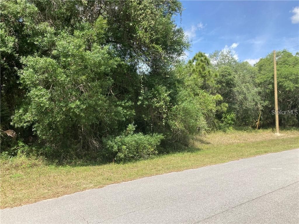 Land at 5100 N BISCAYNE DR, NORTH PORT, photo 4 of 5