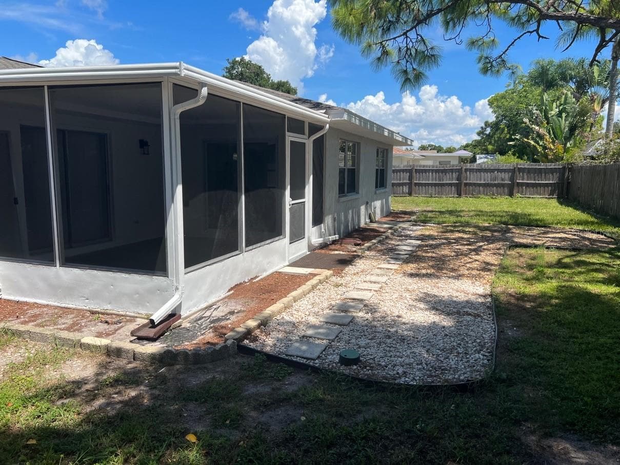 Single Family Residence at 4115 23RD AVE W, BRADENTON, photo 37 of 40