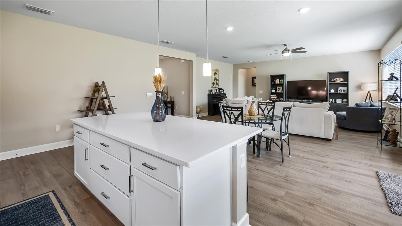 Single Family Residence at 793 RIOJA DR, MINNEOLA, photo 11 of 25