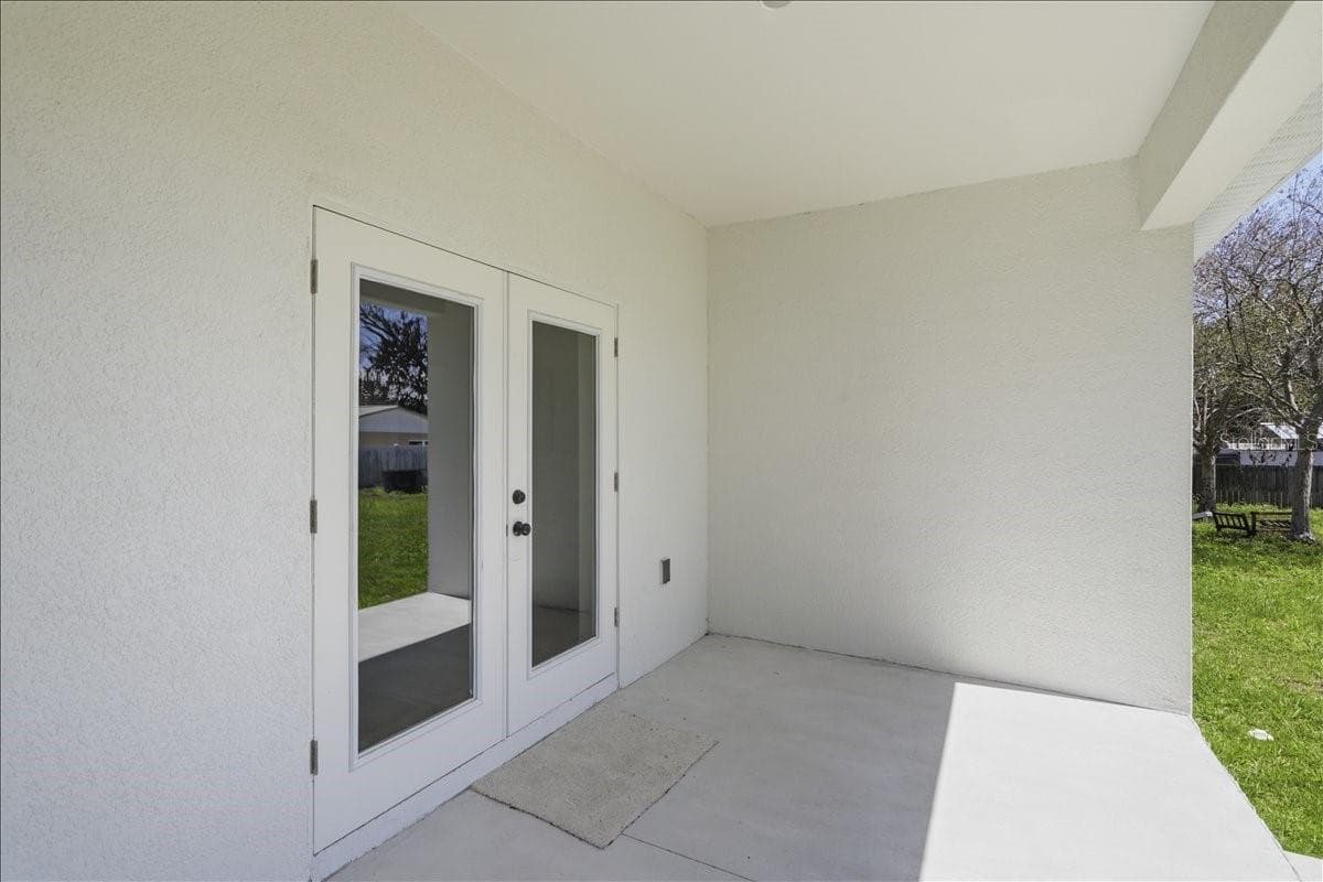 Single Family Residence at 1305 E PARKER ST, LAKELAND, photo 12 of 54